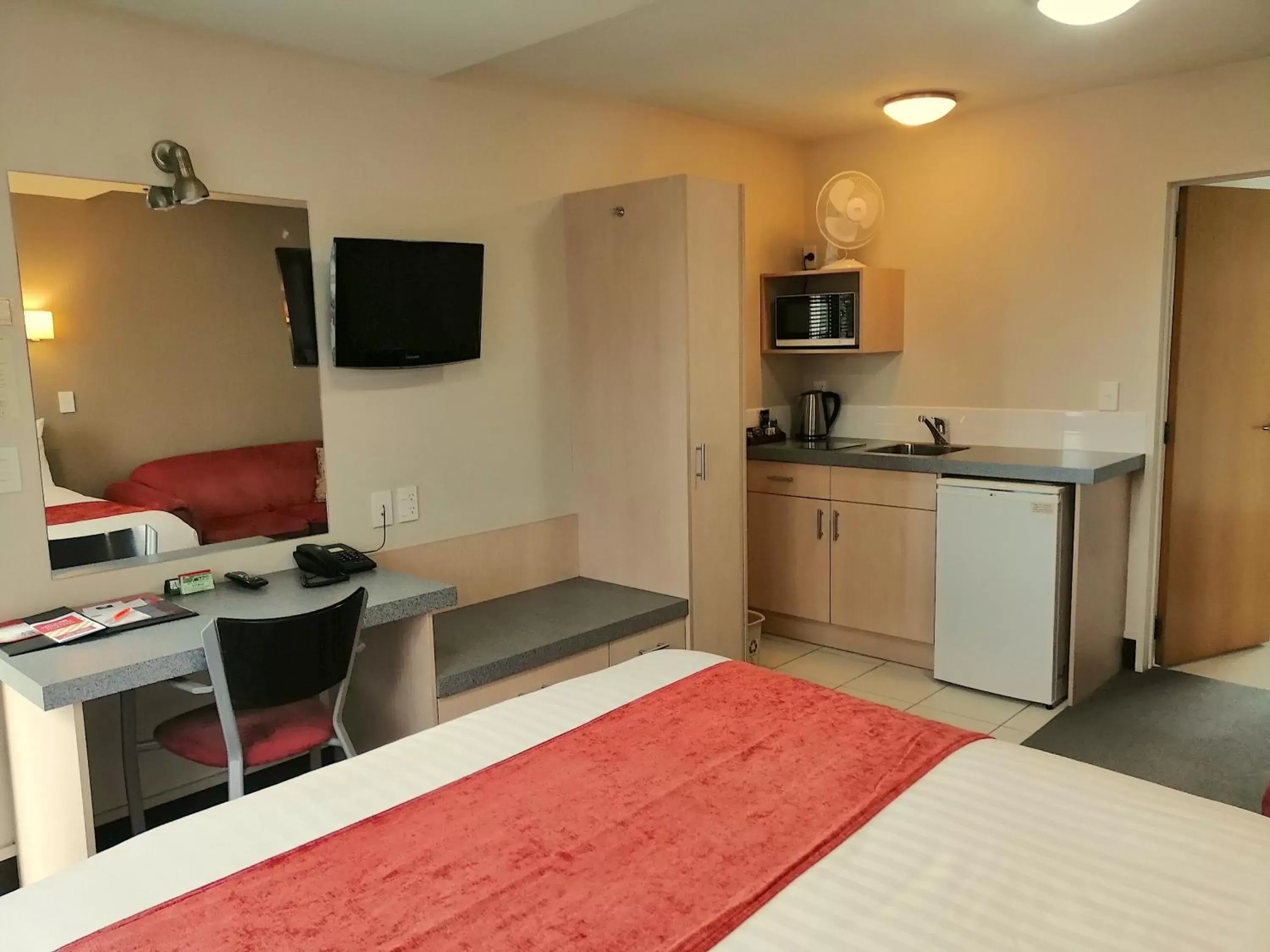 Kitchen or kitchenette, Kitchen/Kitchenette in Bella Vista Motel Ashburton