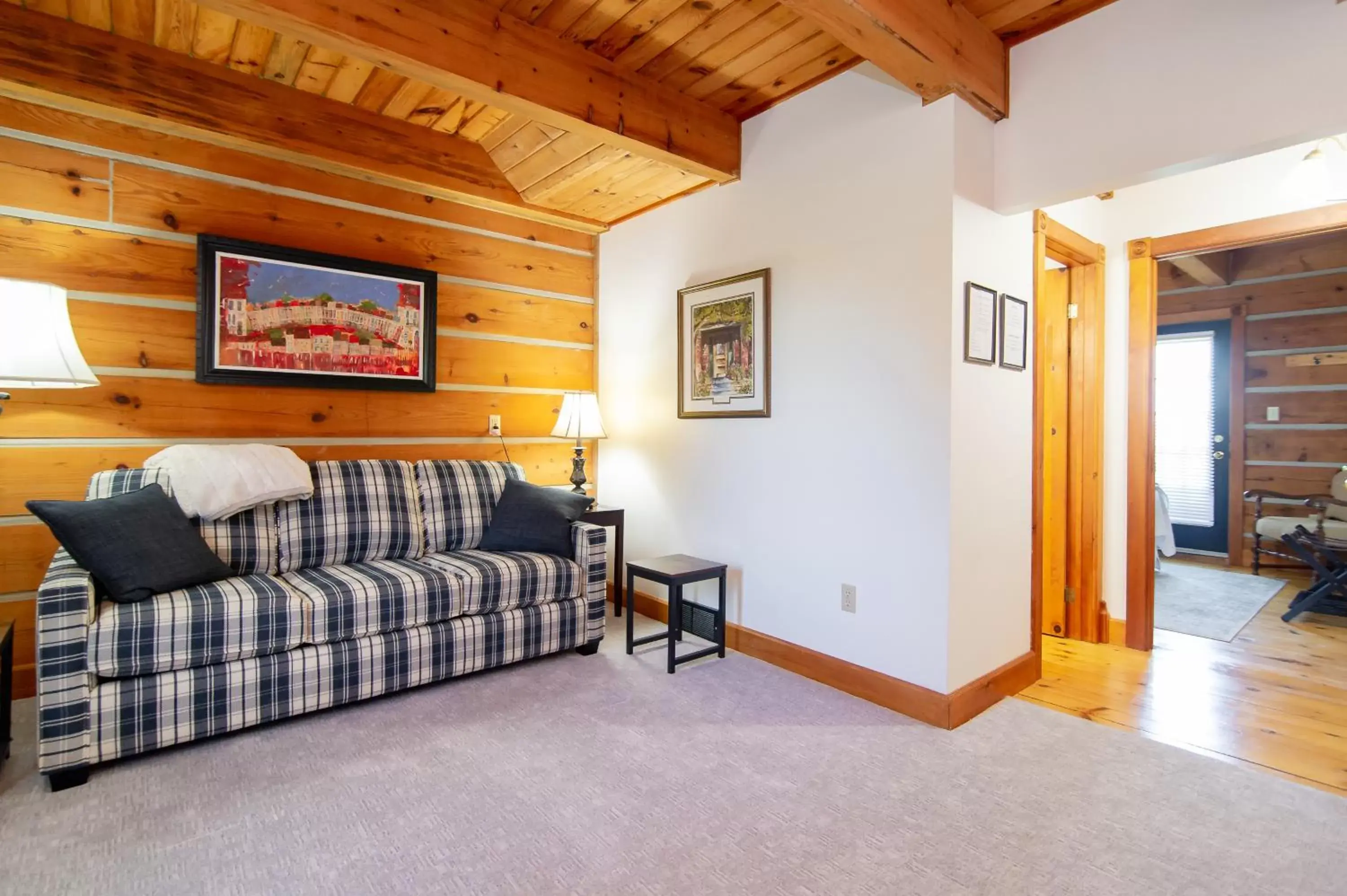 Seating Area in Bye the Bay Bed and Breakfast