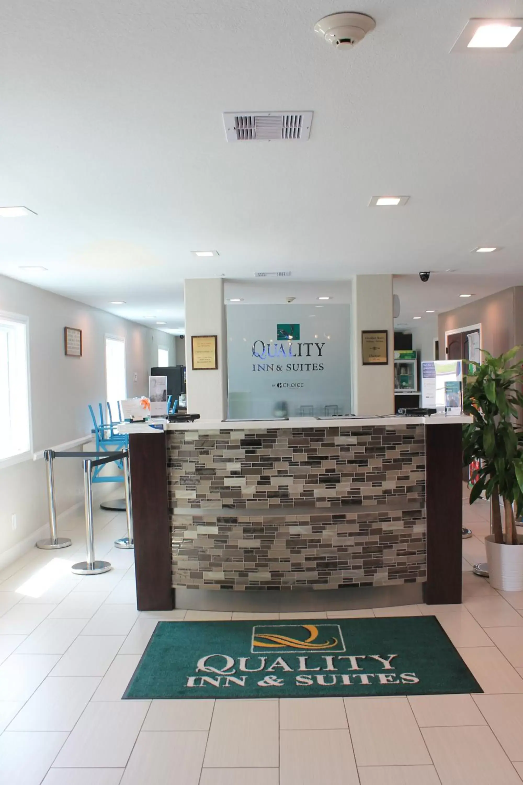 Lobby/Reception in Quality Inn & Suites Port Arthur - Nederland