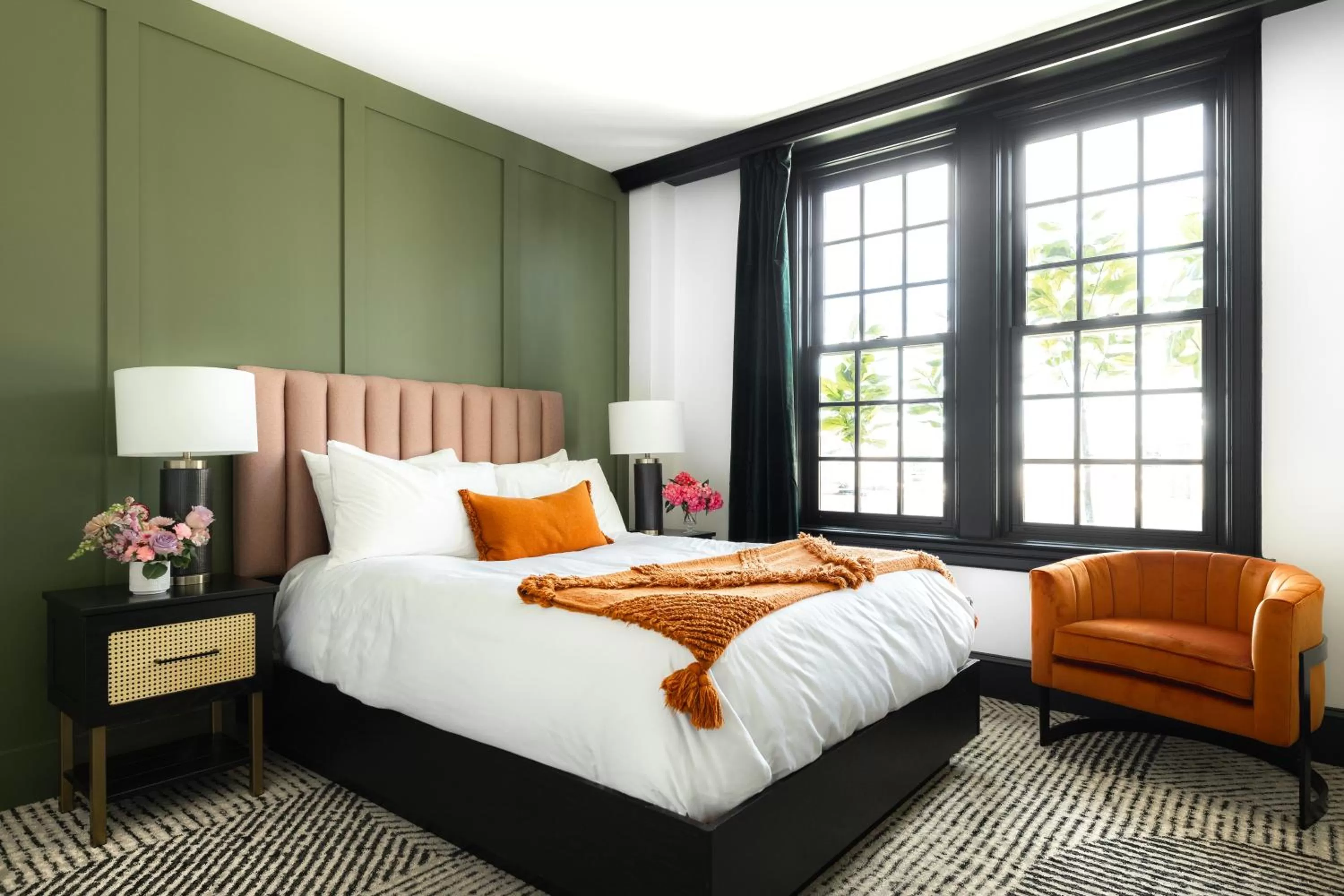 Bed in Hotel Thaxter