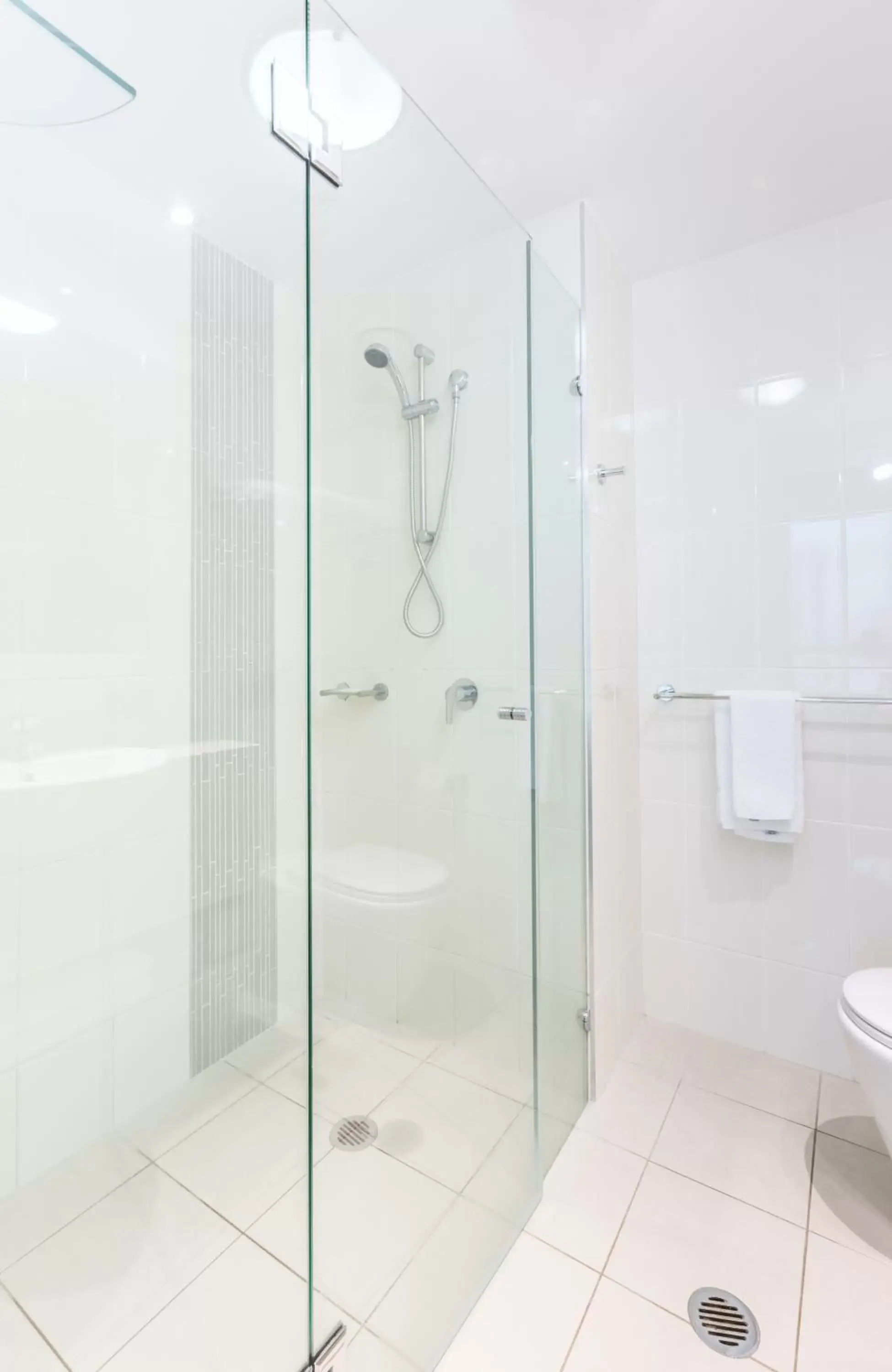 Shower, Bathroom in Wyndham Resort Surfers Paradise