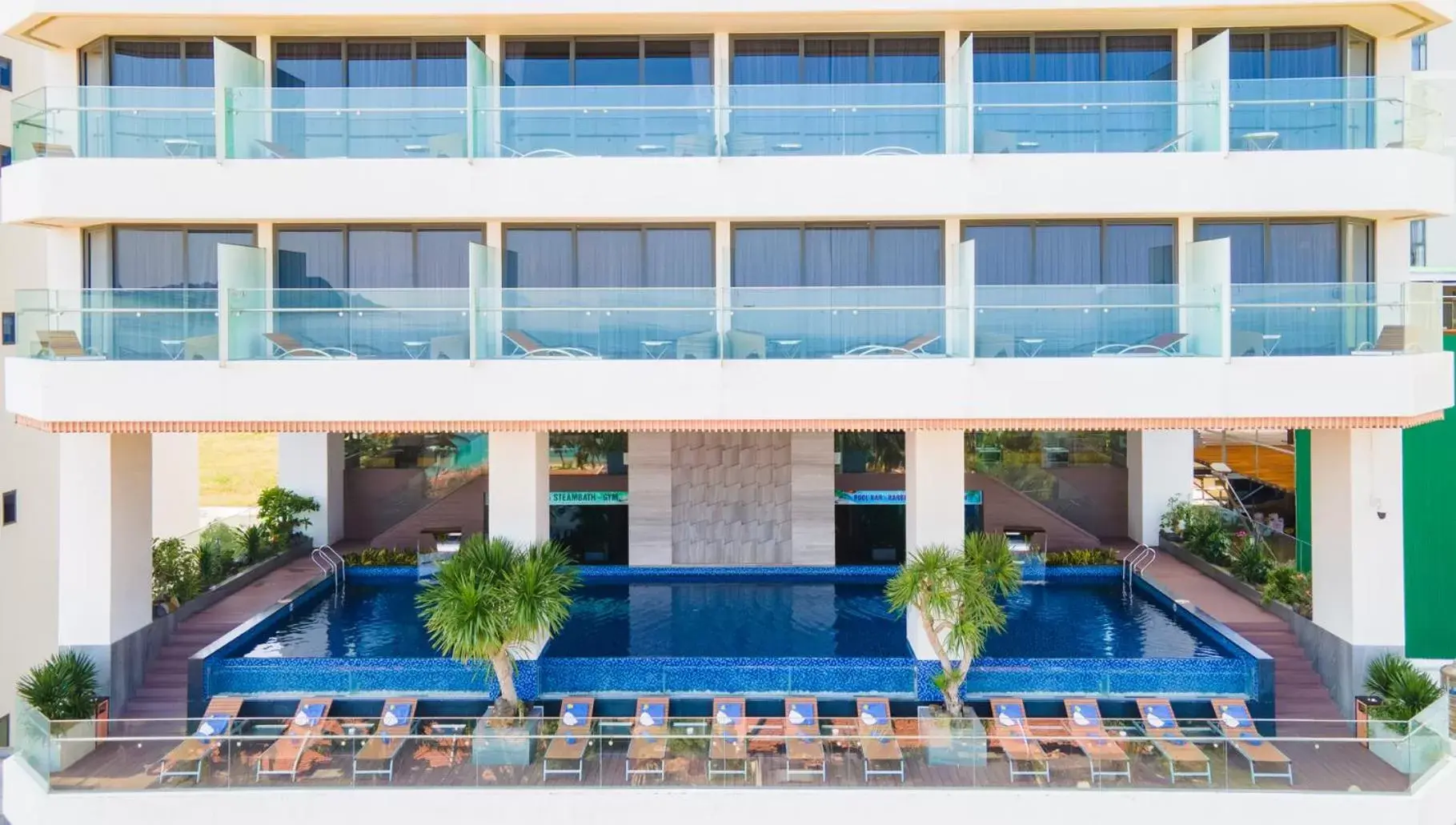 Property building, Swimming Pool in Queen Ann Nha Trang Hotel