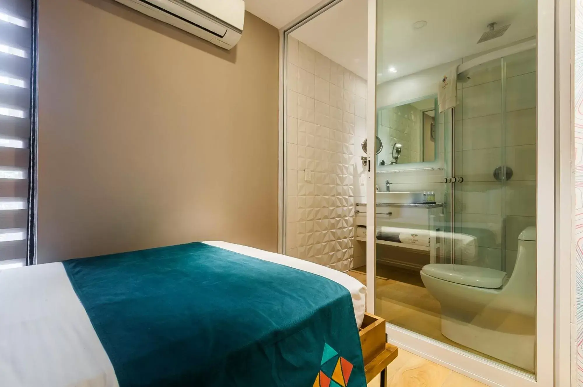 Photo of the whole room, Bed in FCH Hotel Providencia Photo of the whole room, Bed in FCH Hotel Providencia