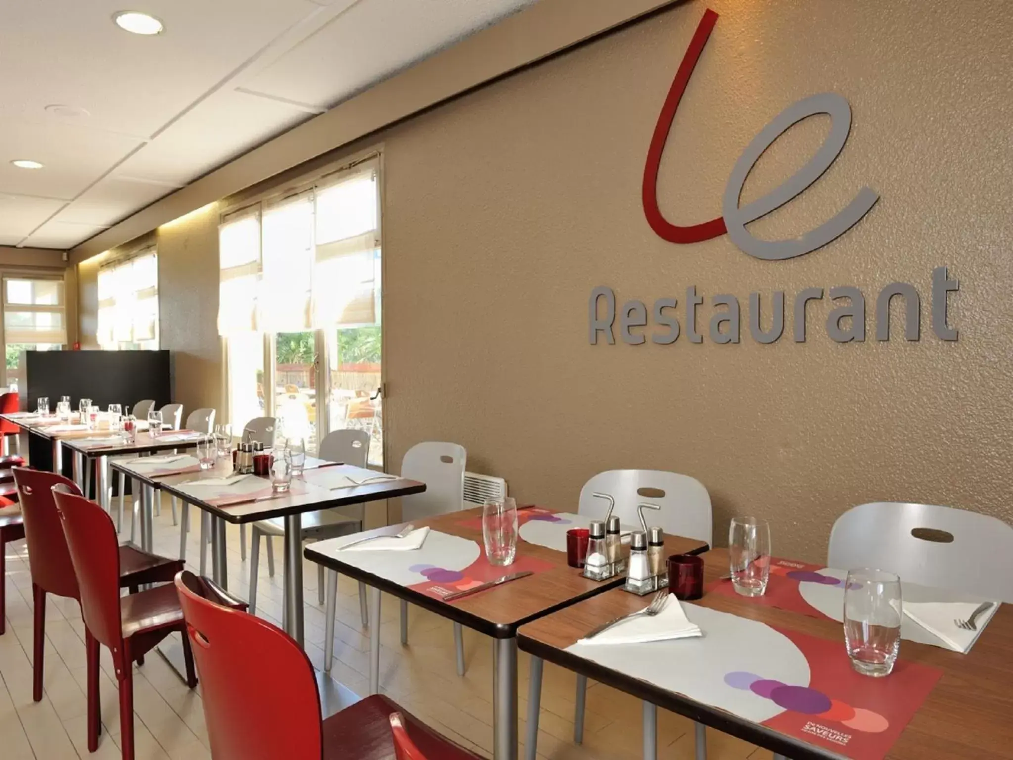 Restaurant/places to eat in Campanile La Rochelle Nord - Puilboreau Chagnolet