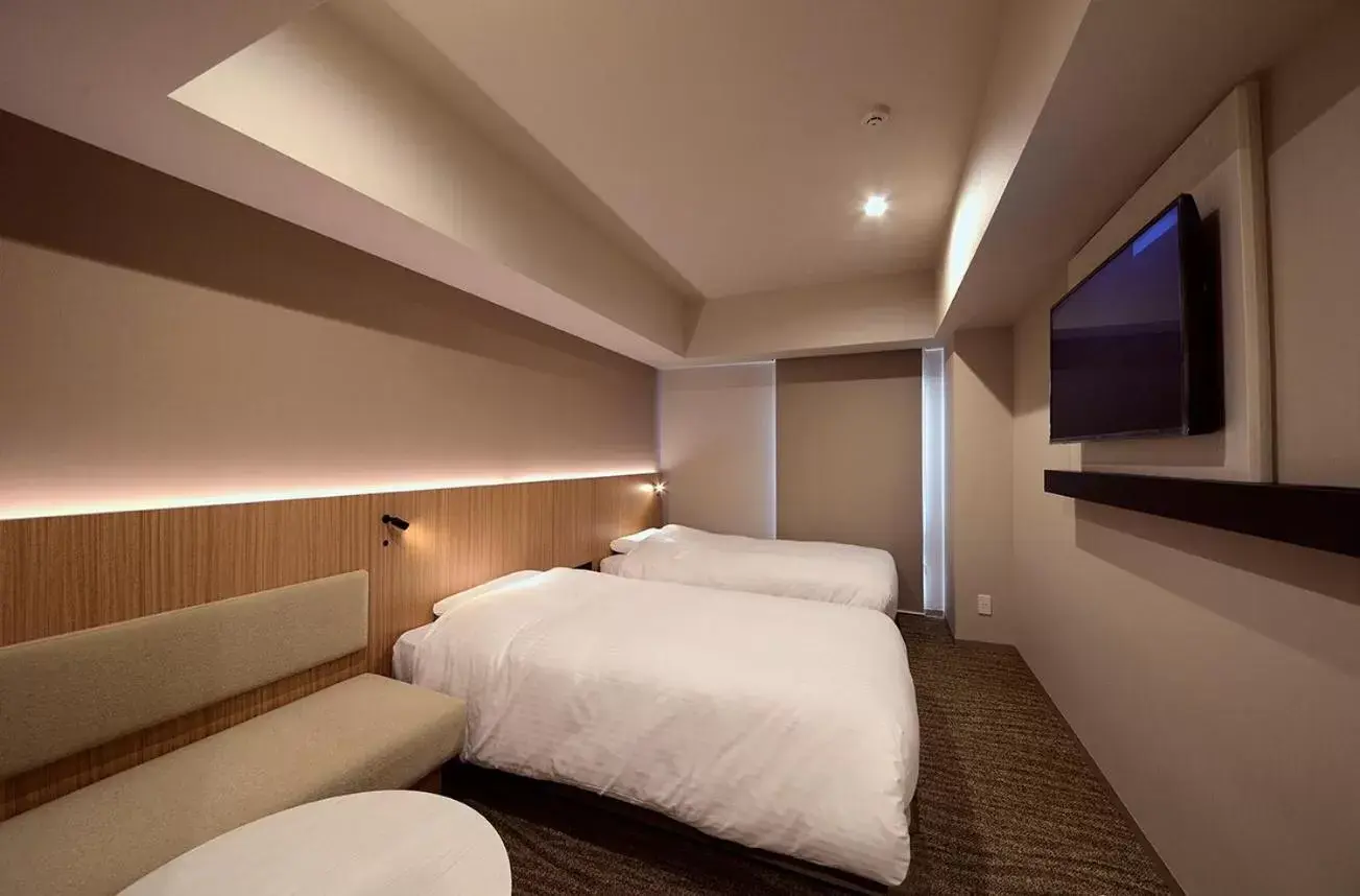 Photo of the whole room, Bed in JR Inn Sapporo-eki Minami-guchi