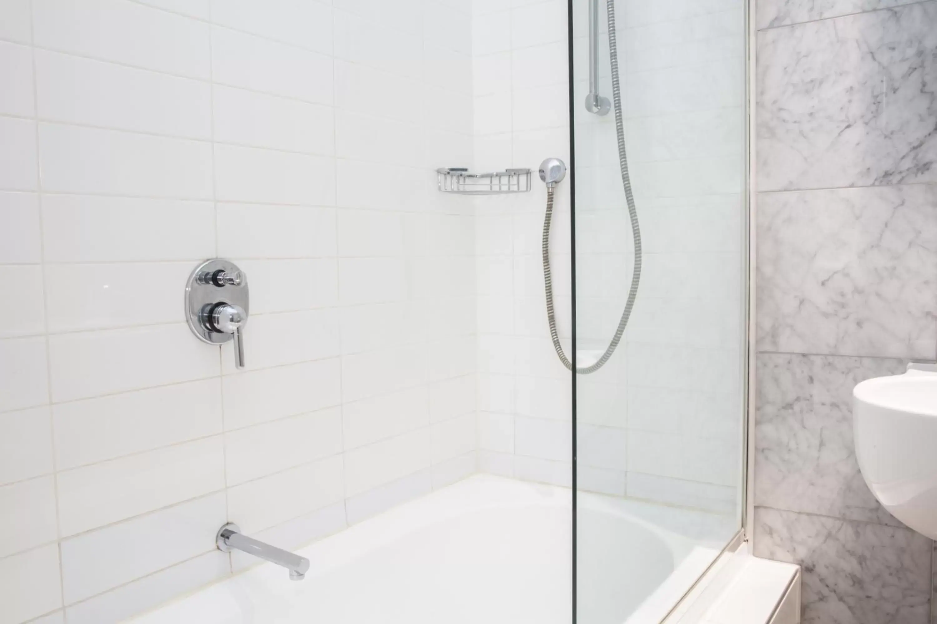 Shower, Bathroom in Adara Richmond