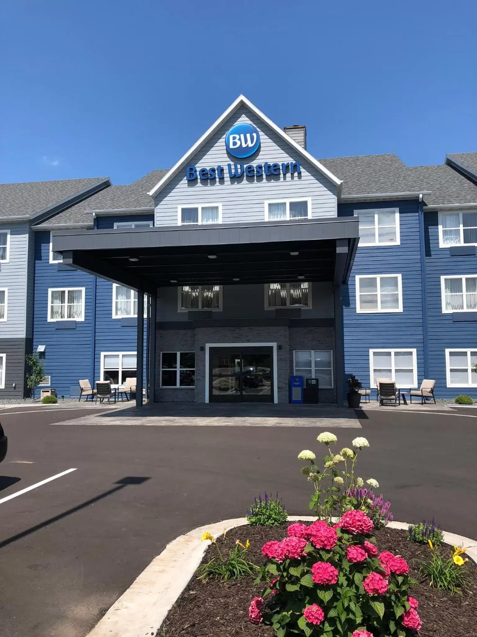 Property Building in Best Western Eau Claire South
