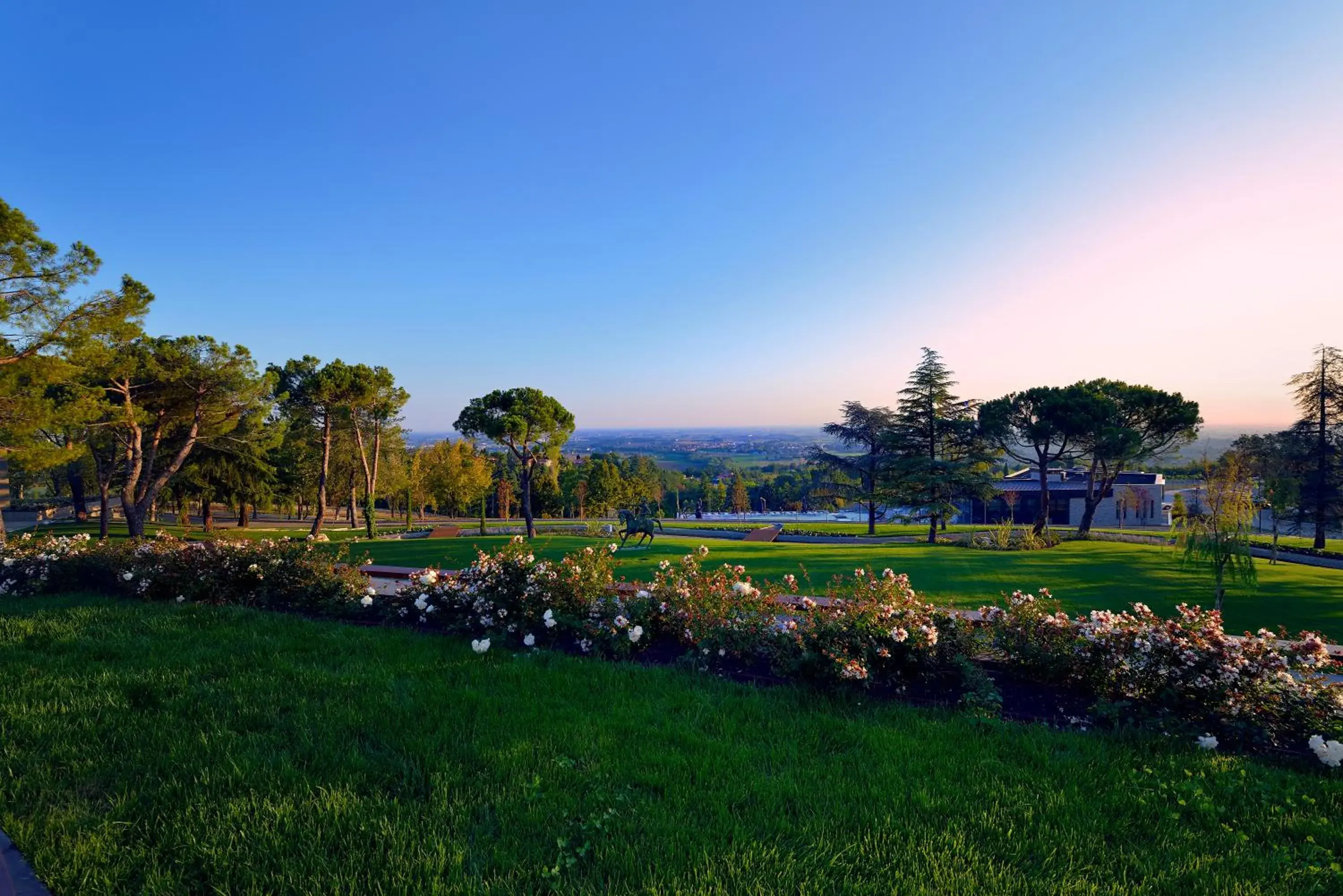 Area and facilities, Garden in Palazzo di Varignana