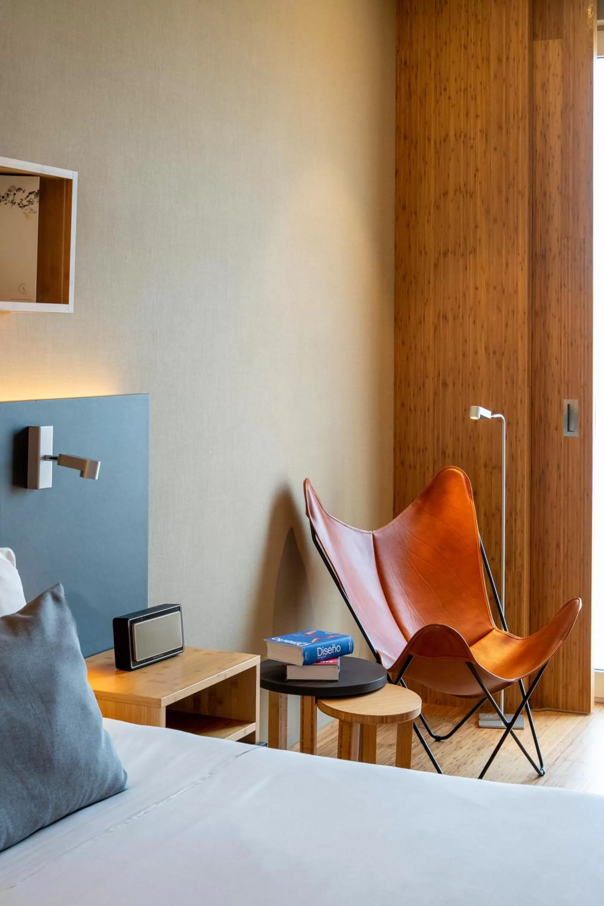 Seating area, Bed in Ocean Drive Barcelona