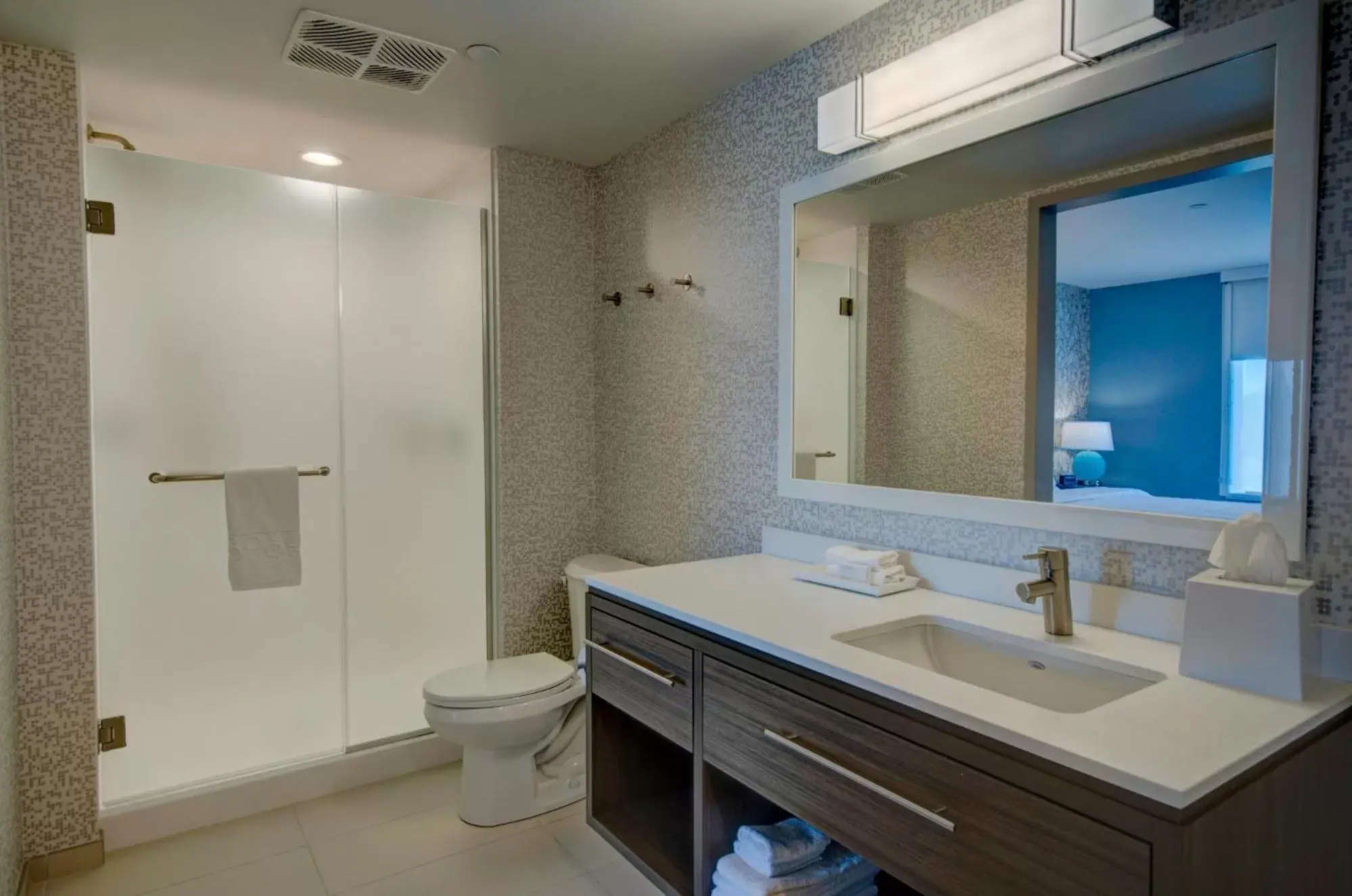 Bathroom in Home2 Suites By Hilton Shepherdsville Louisville South