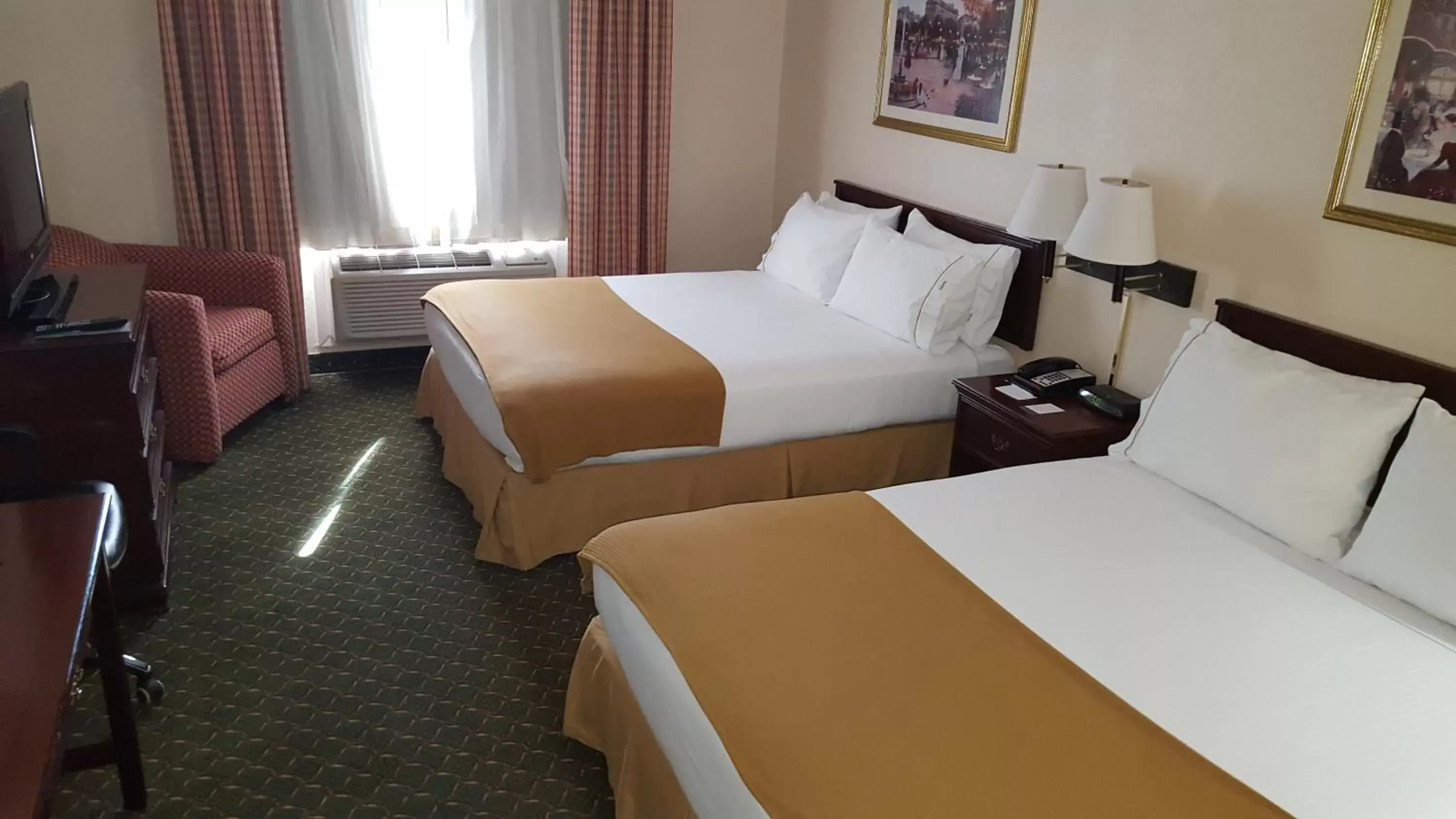 Photo of the whole room, Bed in Country Inn & Suites by Radisson, Fort Worth West l-30 NAS JRB