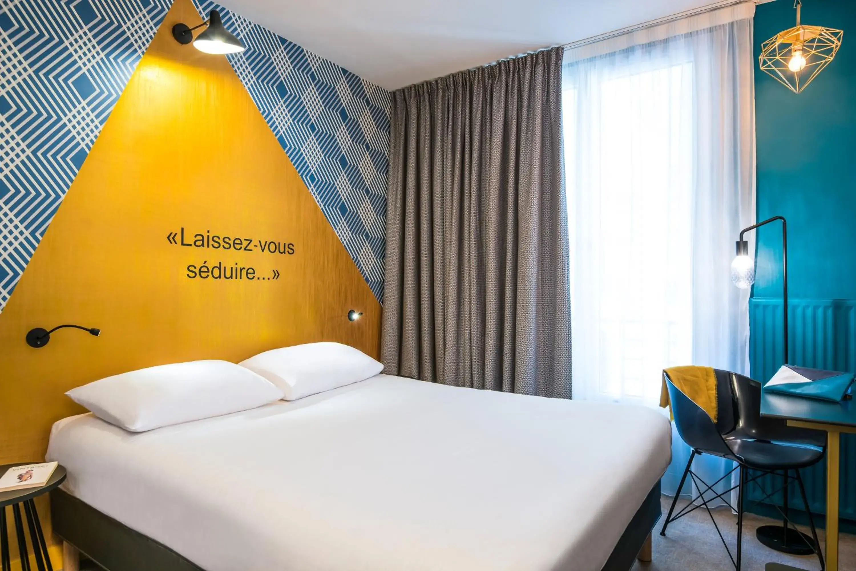 Photo of the whole room, Bed in ibis Styles Paris 15 Lecourbe