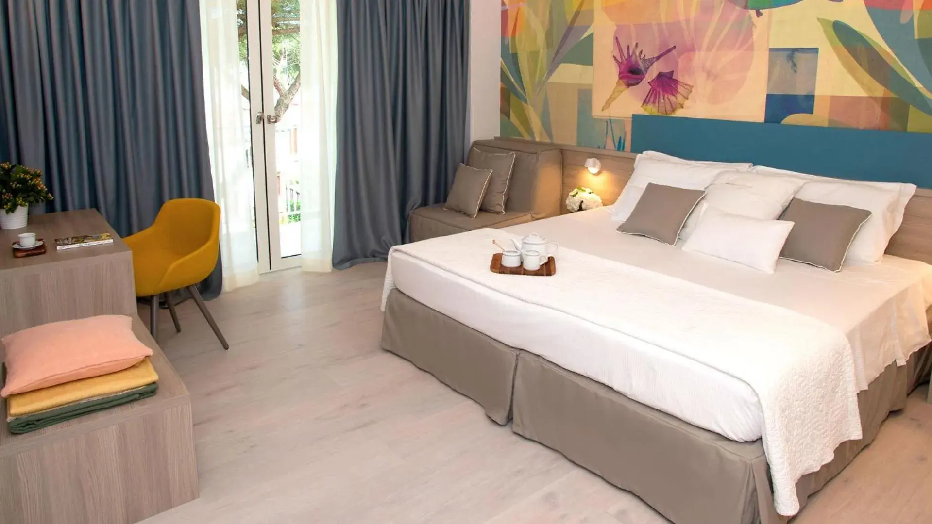 Classic Twin Room in Hotel President Classic Twin Room in Hotel President