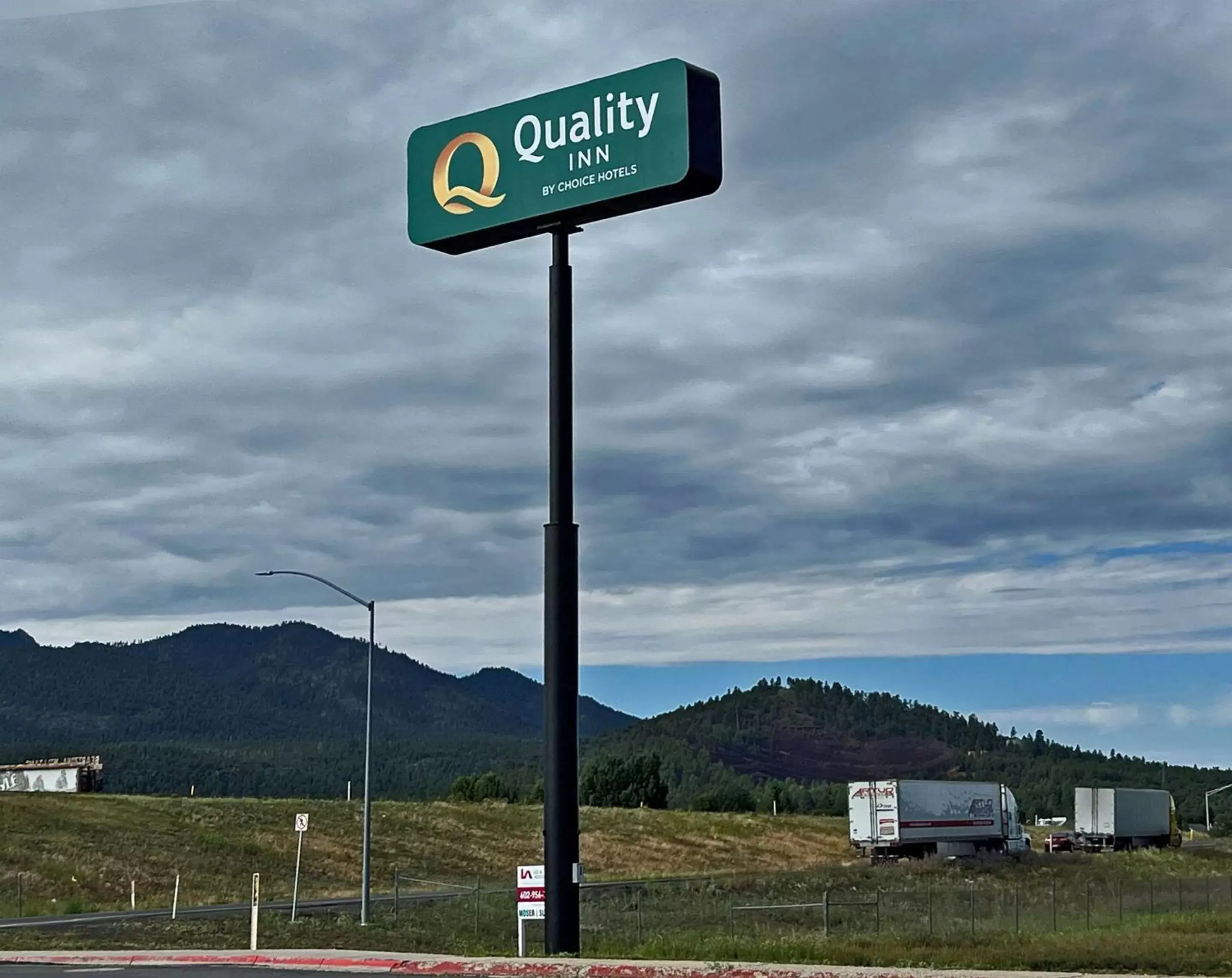 Property building in Quality Inn Near Grand Canyon