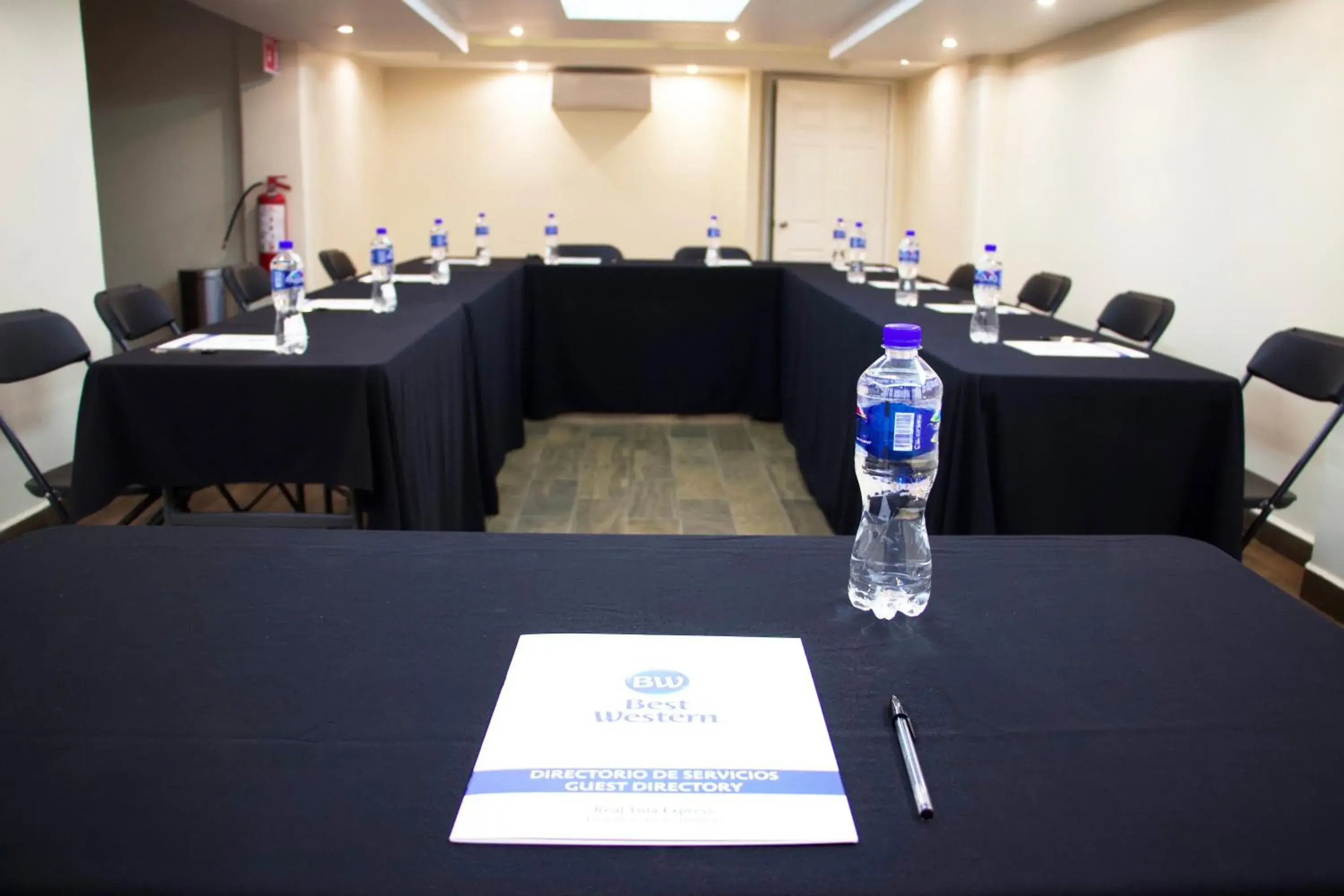 Business Area/Conference Room in Best Western Real Tula Express