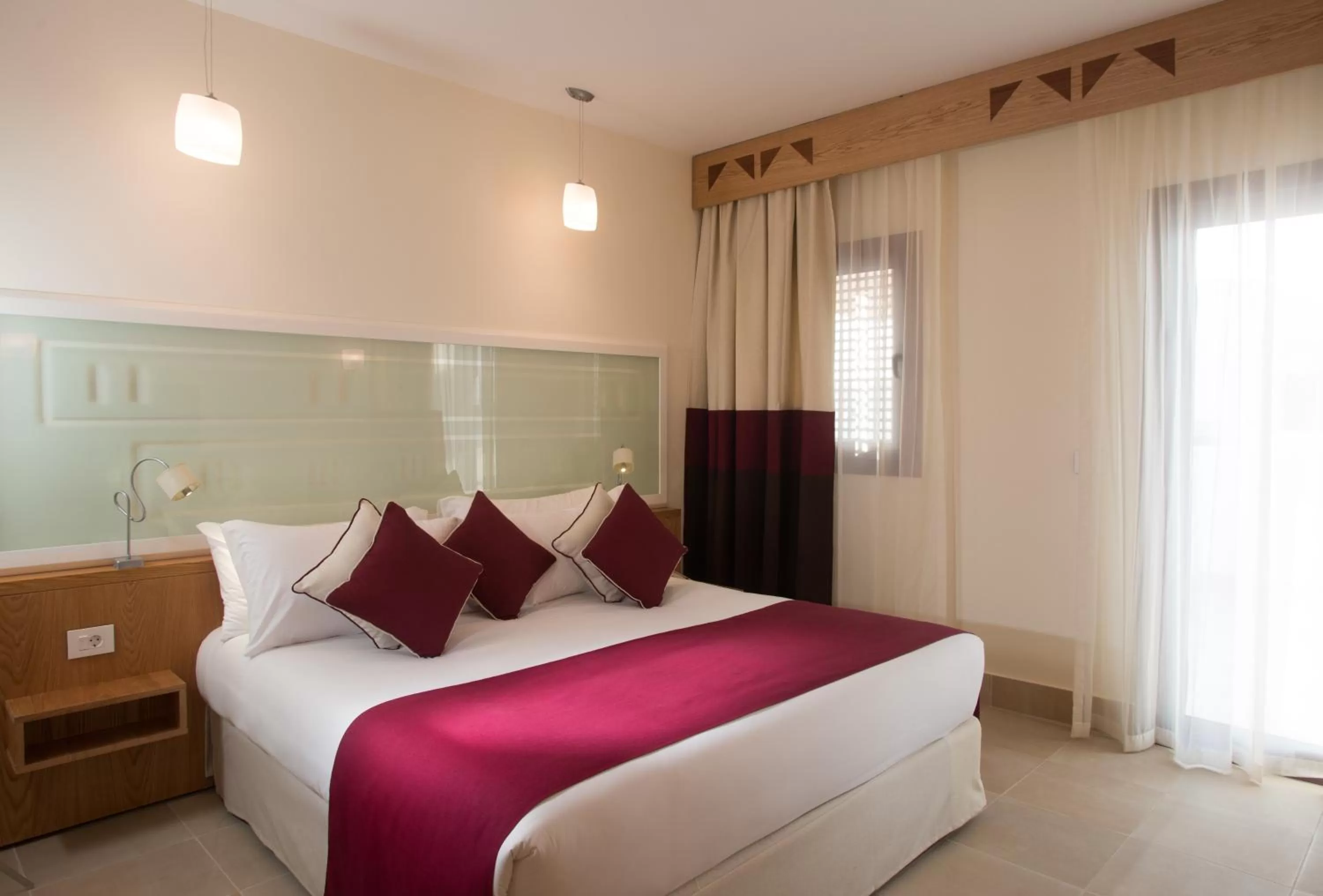 Bedroom, Bed in Mercure Hurghada Hotel
