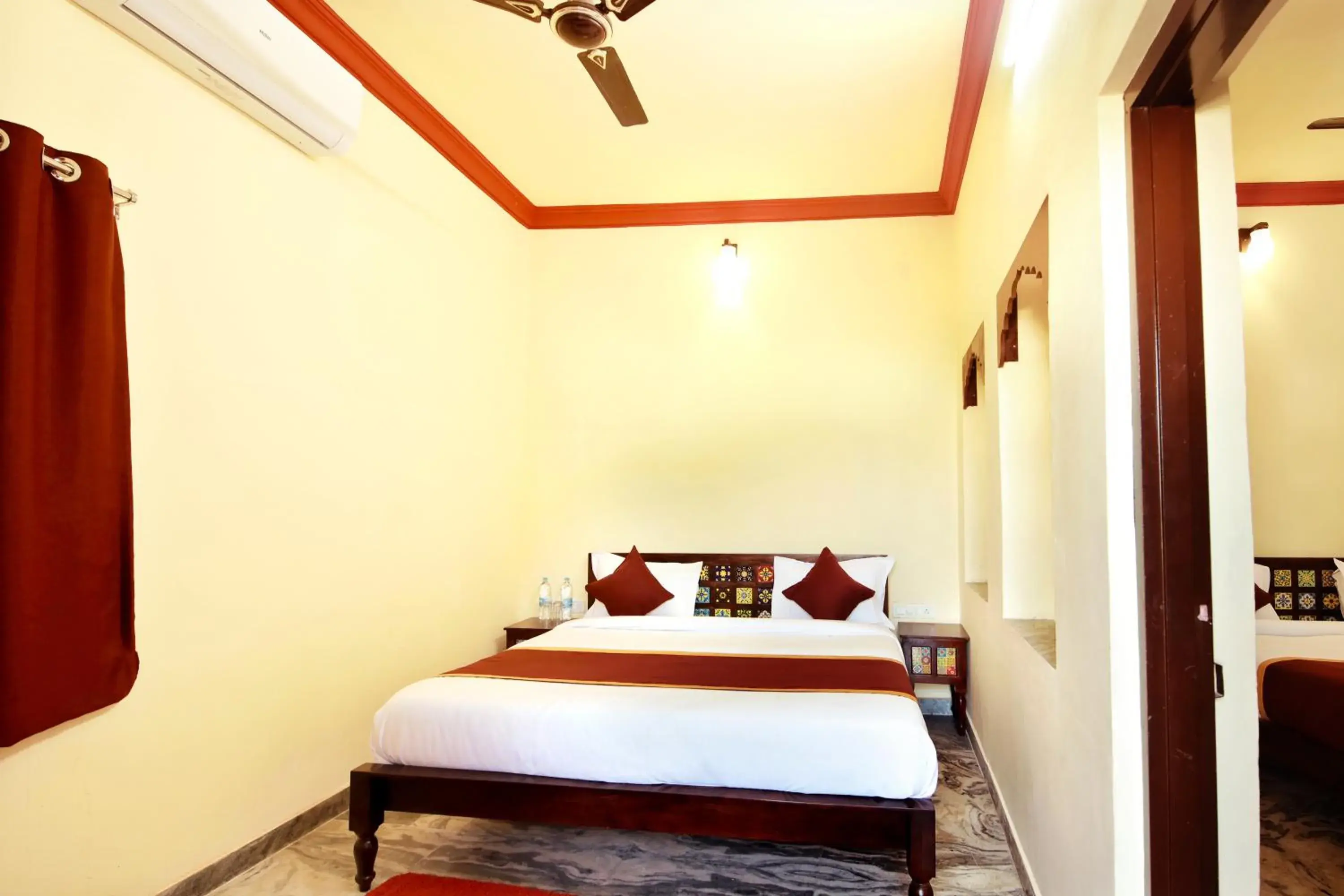 Bed in The Kanchangarh Resort