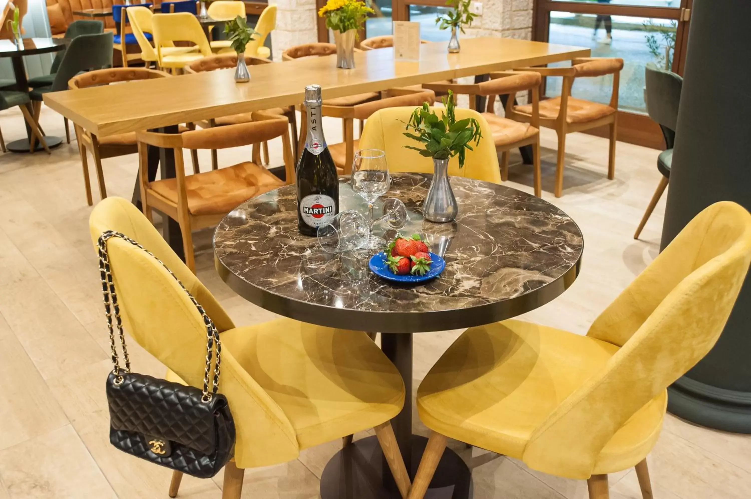 Lounge or bar, Restaurant/Places to Eat in Parnassos Delphi Hotel