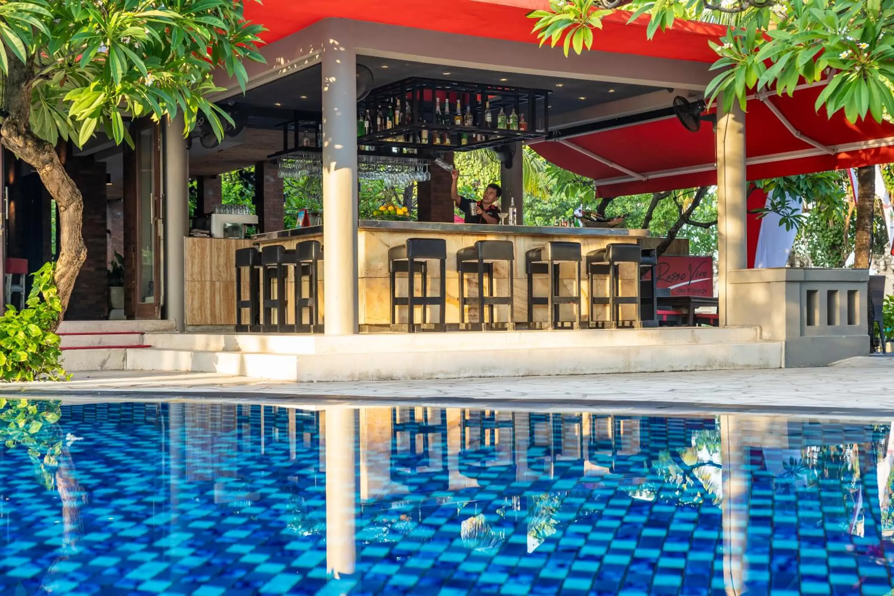 Restaurant/places to eat, Swimming Pool in Kuta Seaview Boutique Resort