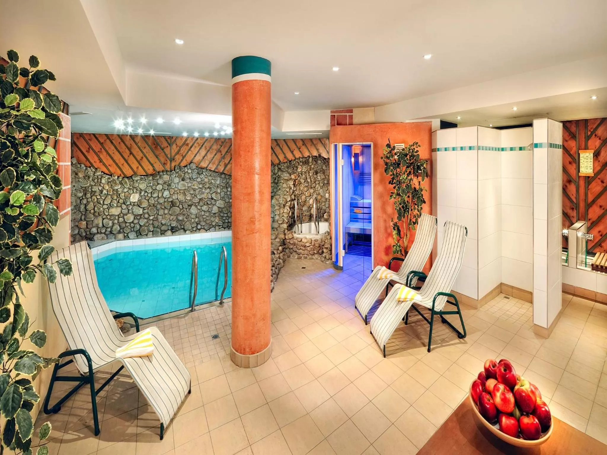 Spa and wellness centre/facilities in Hotel zum Hirschen Zell am See