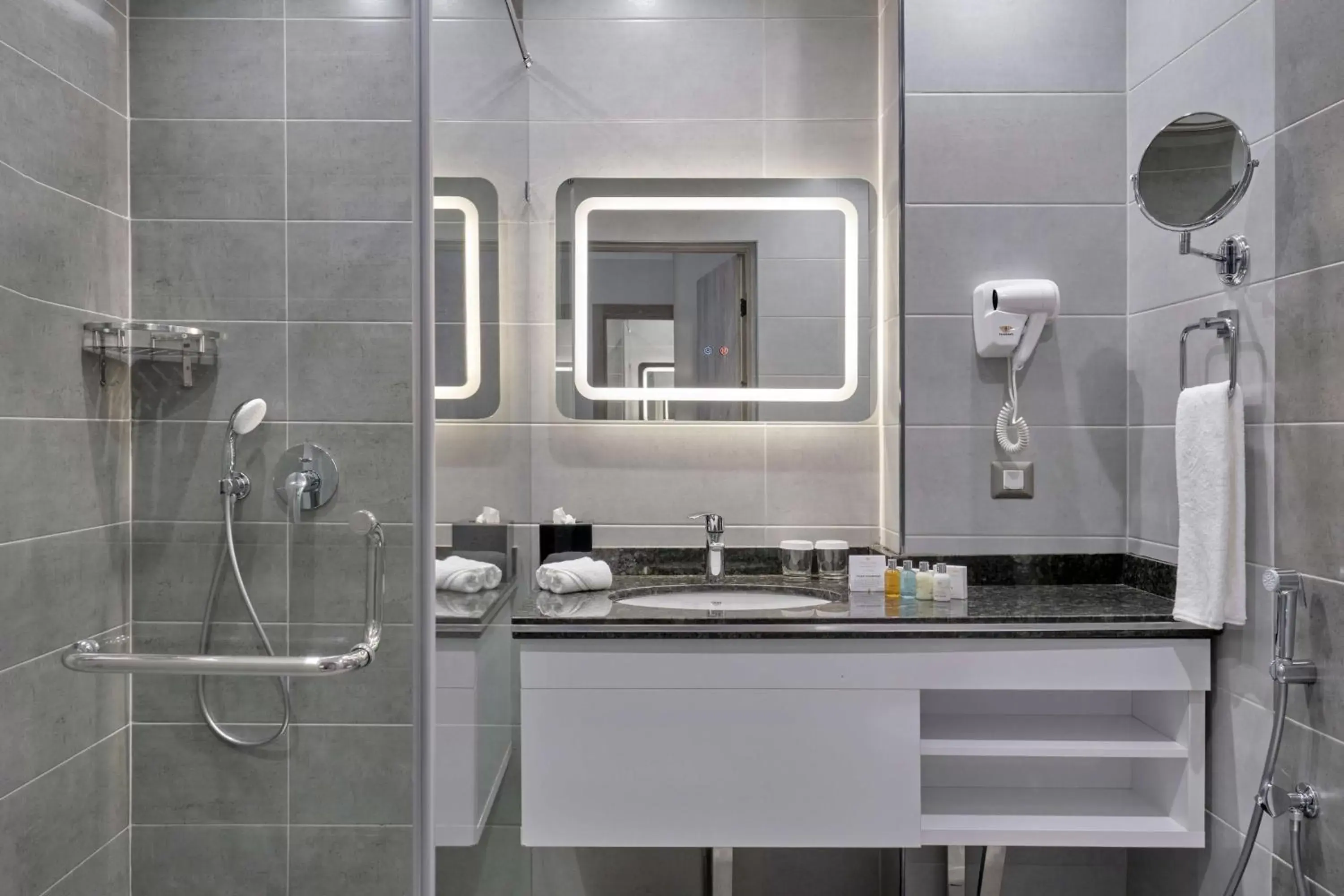 Bathroom in Panarams Tashkent Hotel, a member of Radisson Individuals