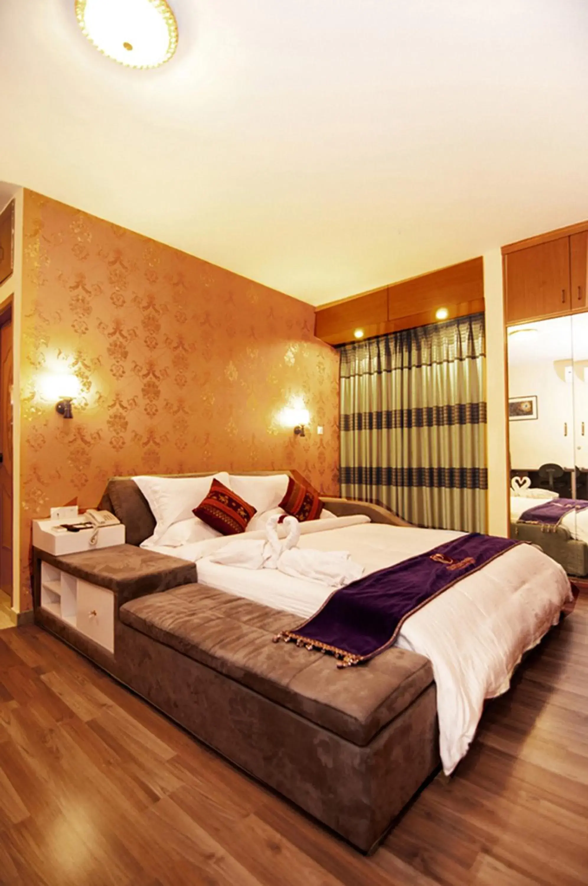 Bedroom, Bed in Century Park Residence Bedroom, Bed in Century Park Residence