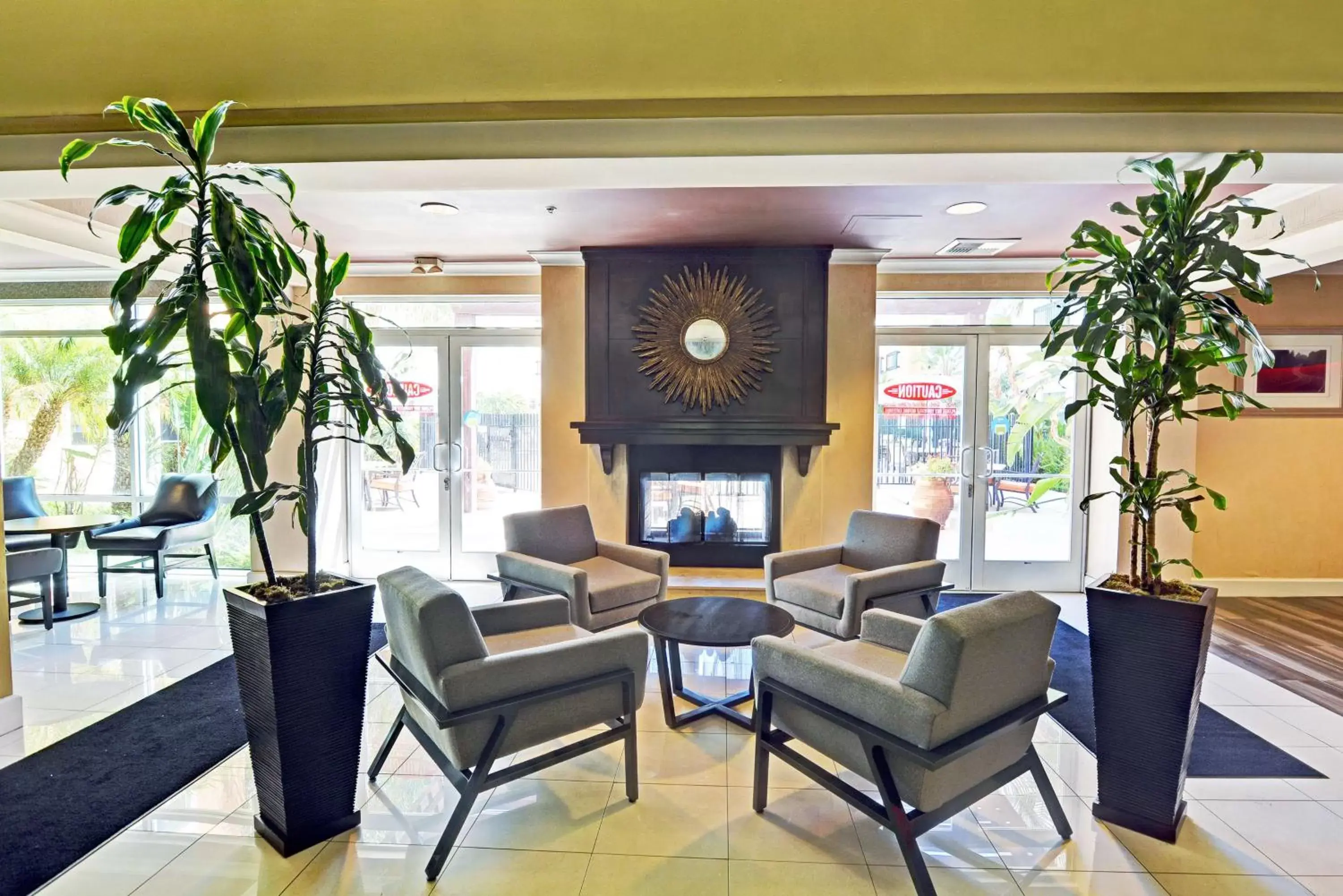 Lobby or reception in Embassy Suites Valencia Lobby or reception in Embassy Suites Valencia