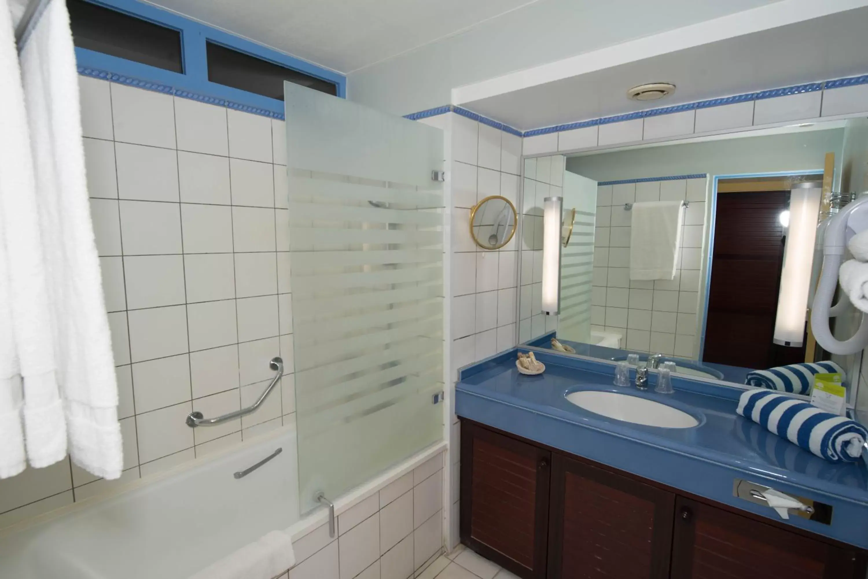 Bathroom in Hotel Bakoua Martinique