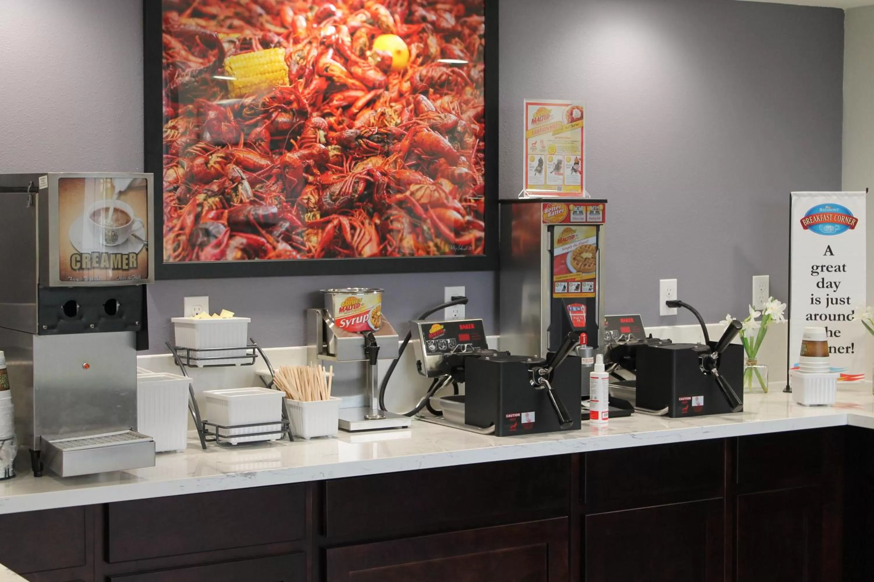 Food and drinks in Baymont Inn & Suites by Wyndham Hammond