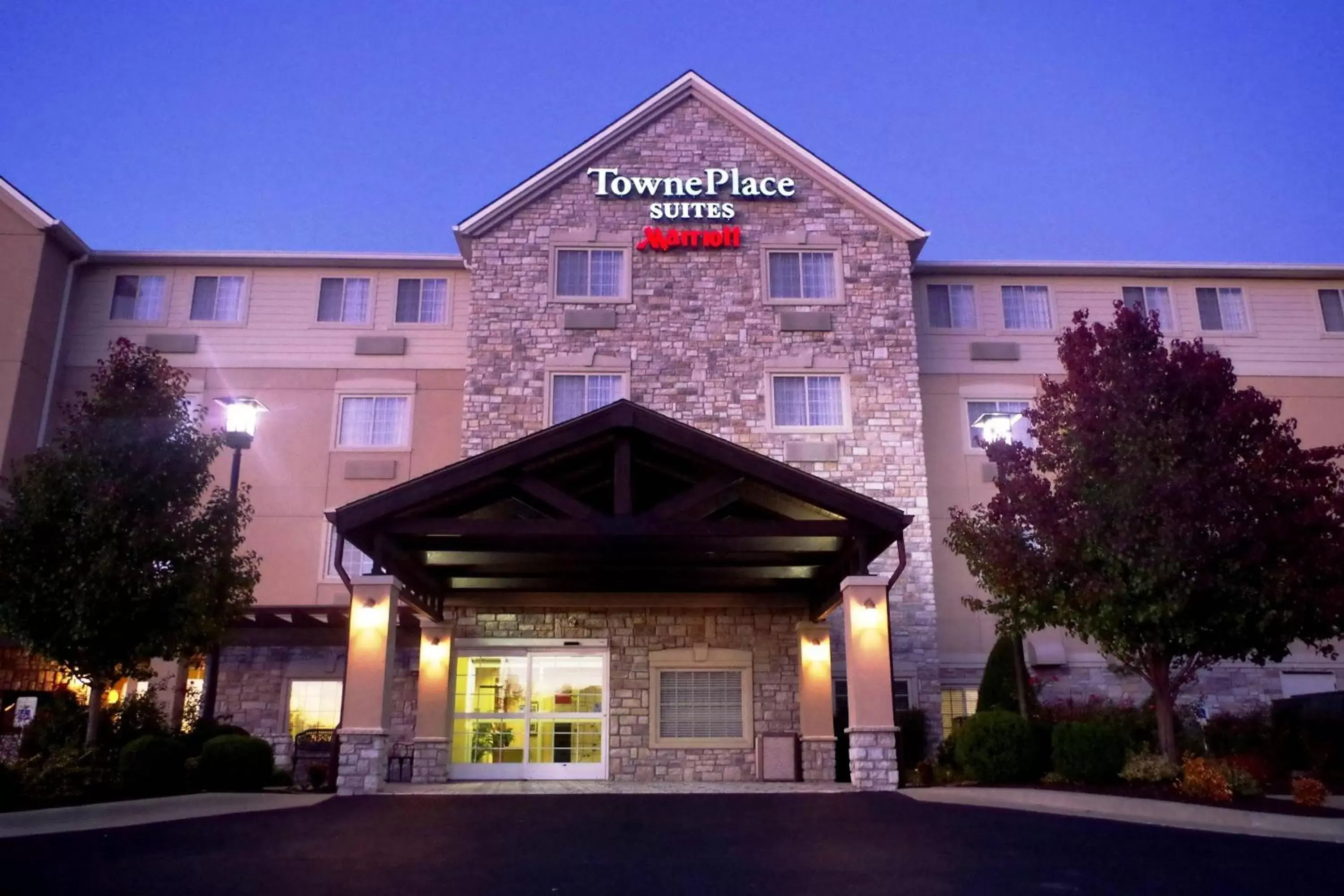 Property Building in TownePlace Suites Joplin