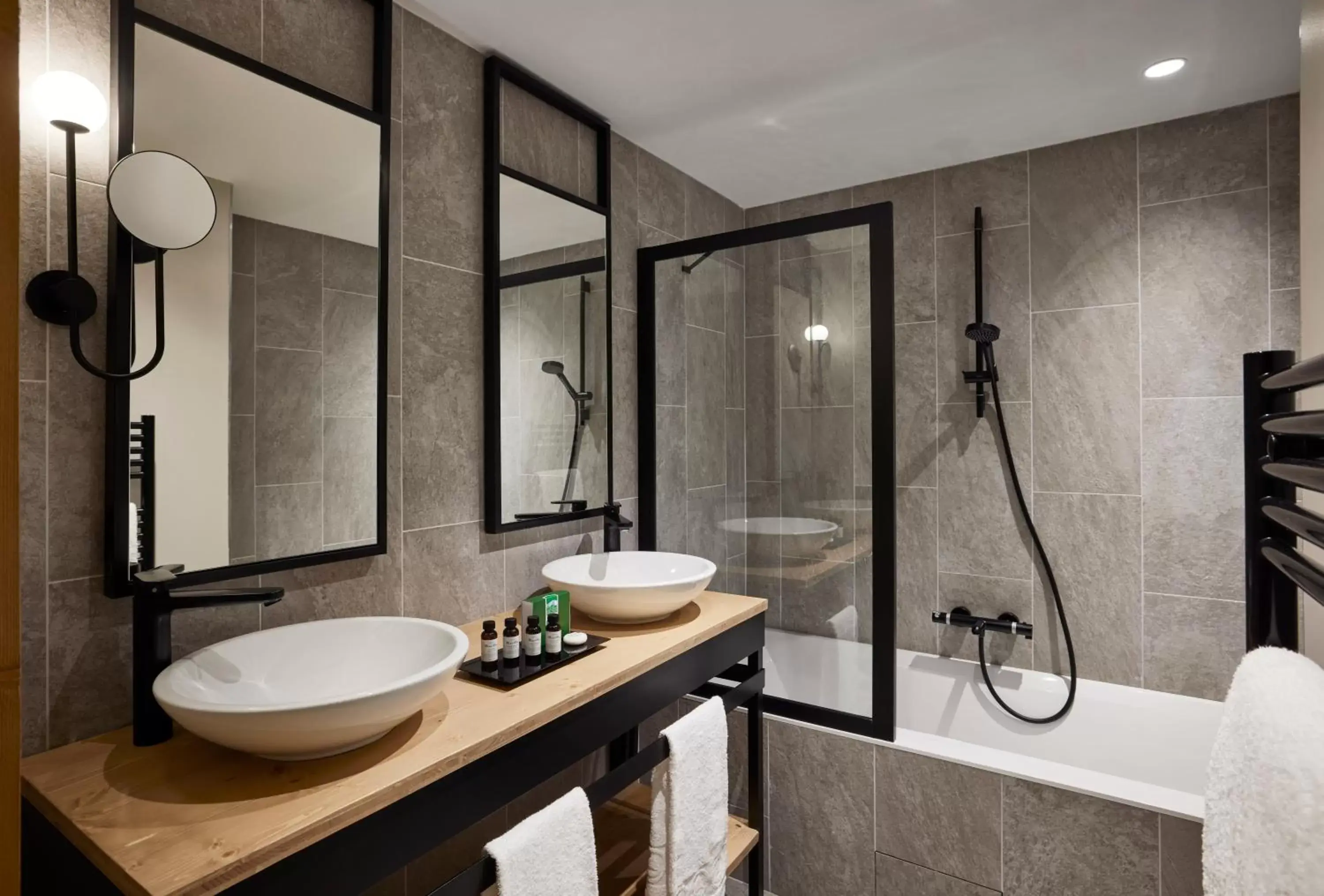 Shower, Bathroom in Chalet Alpen Valley, Mont-Blanc