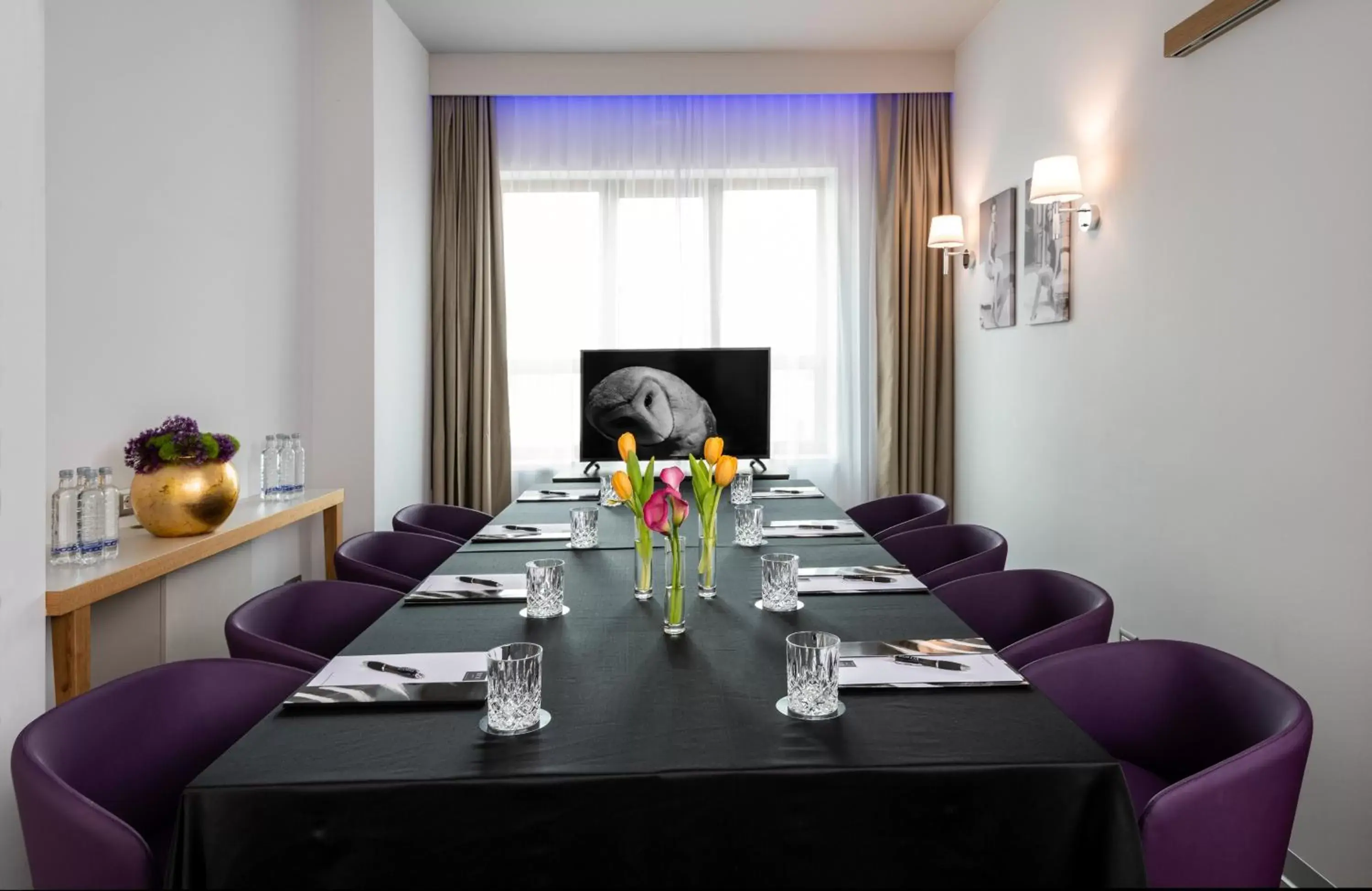 Meeting/conference room in NYX Hotel Milan by Leonardo Hotels