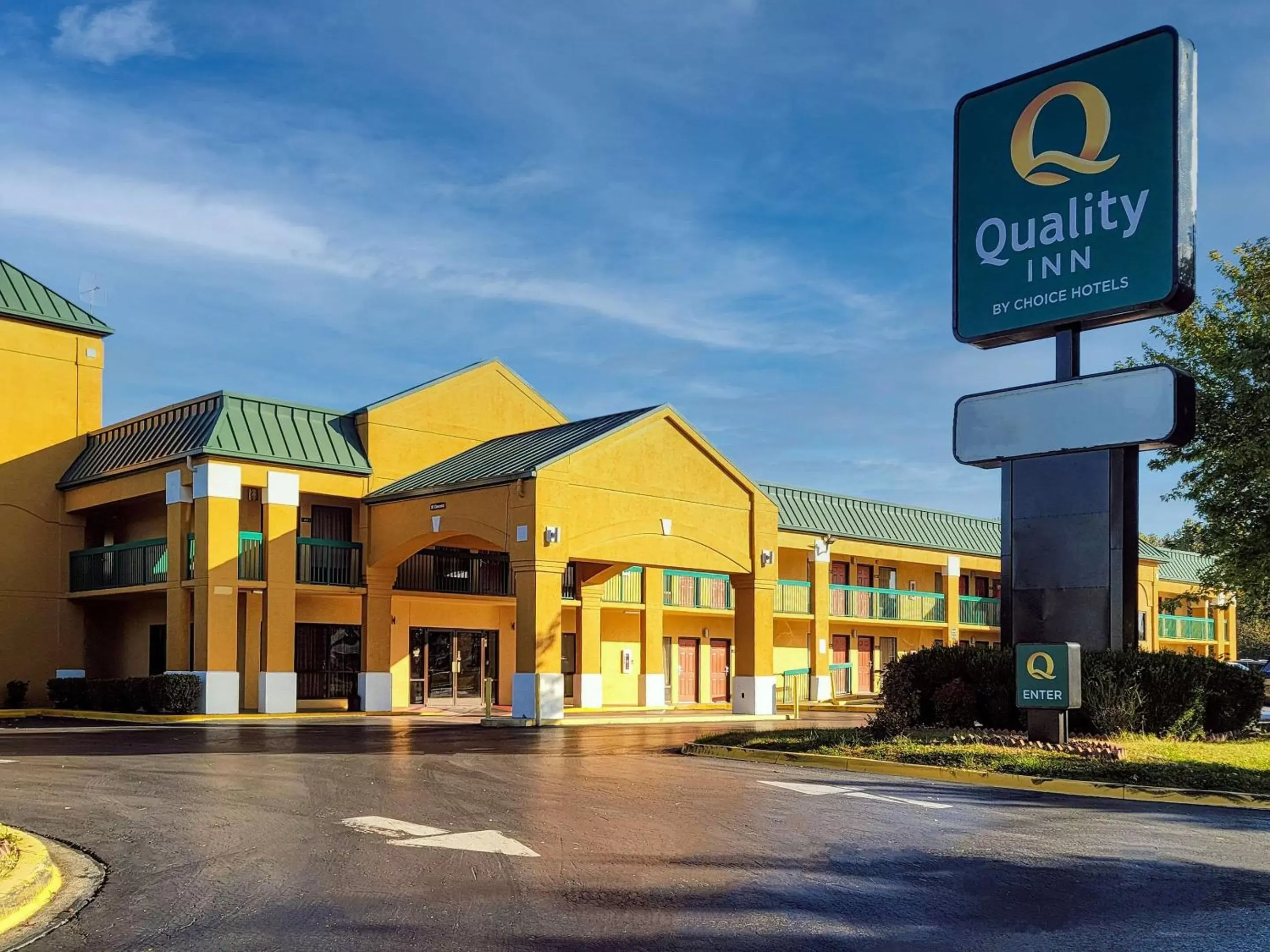 Property Building in Quality Inn Fort Campbell