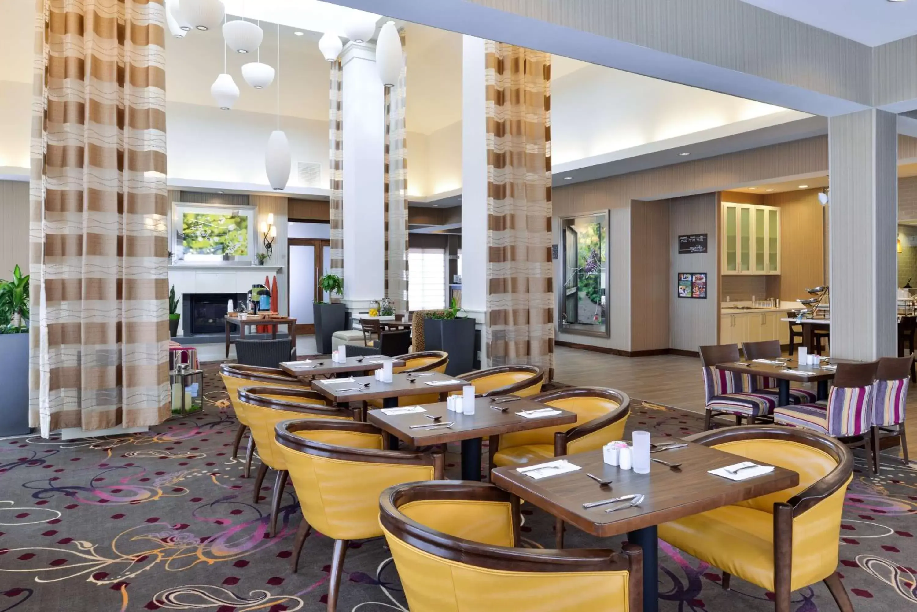Restaurant/Places to Eat in Hilton Garden Inn Hobbs