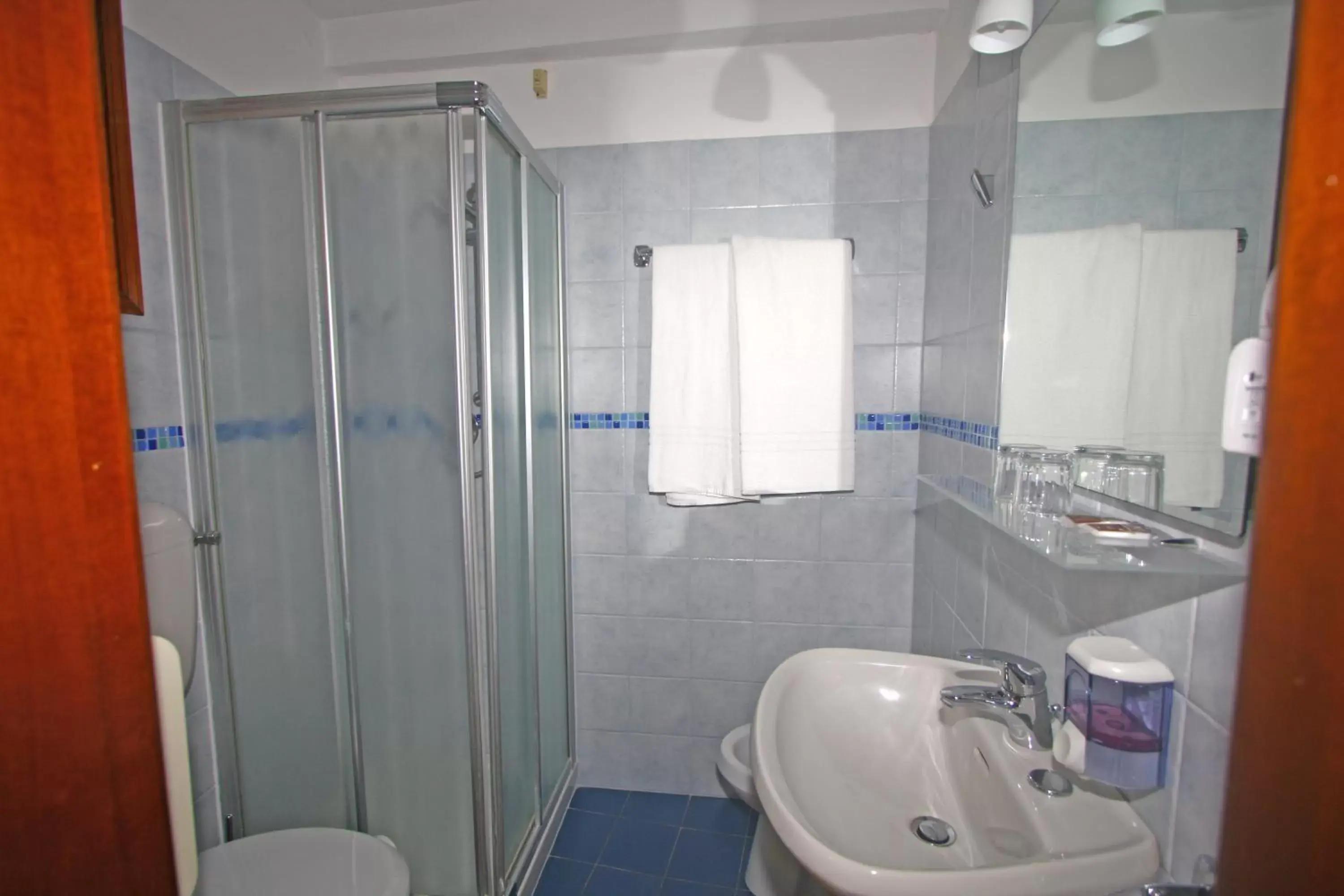 Bathroom in Hotel dalla Mora