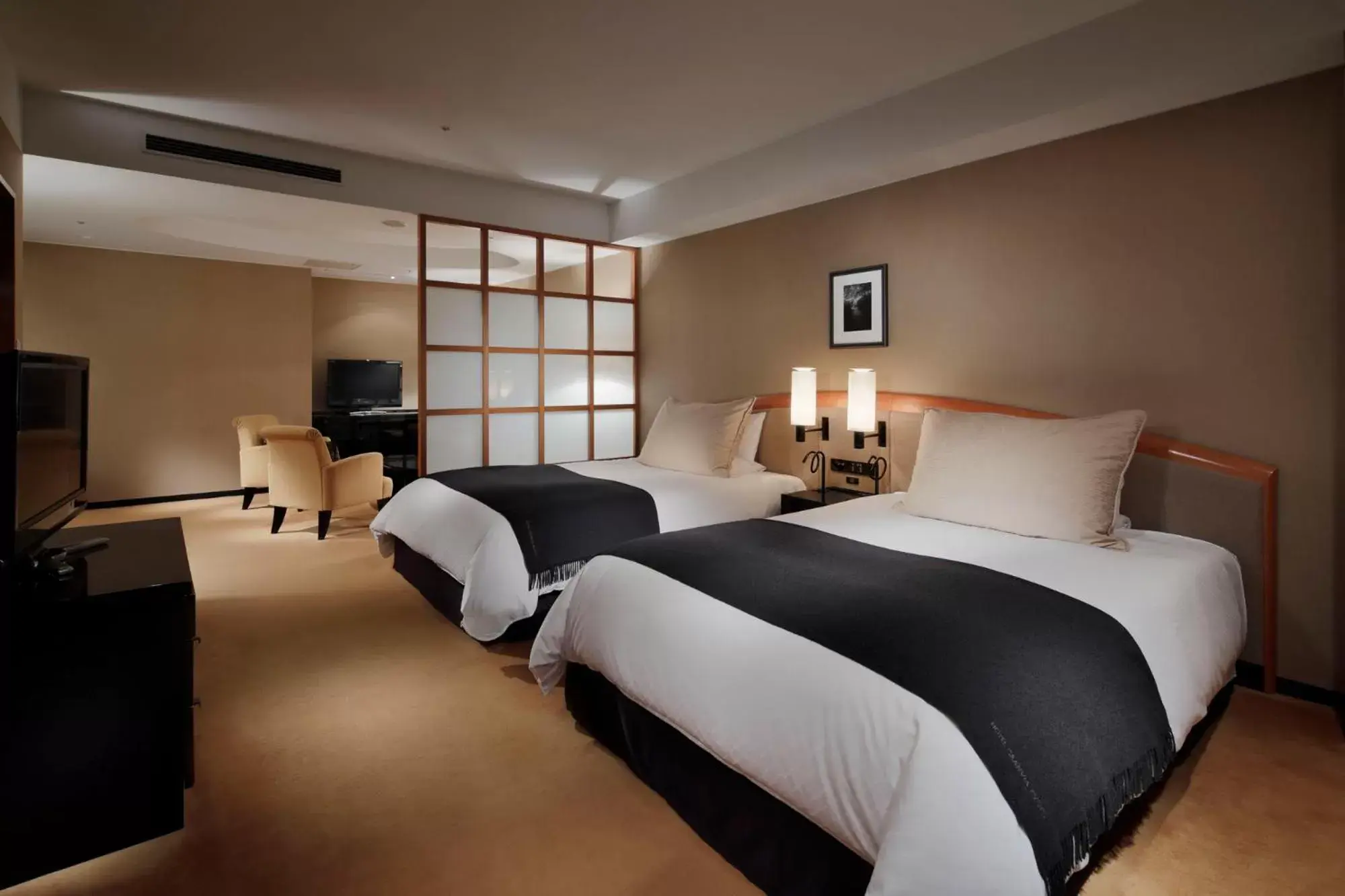 Bedroom, Bed in Hotel Granvia Kyoto