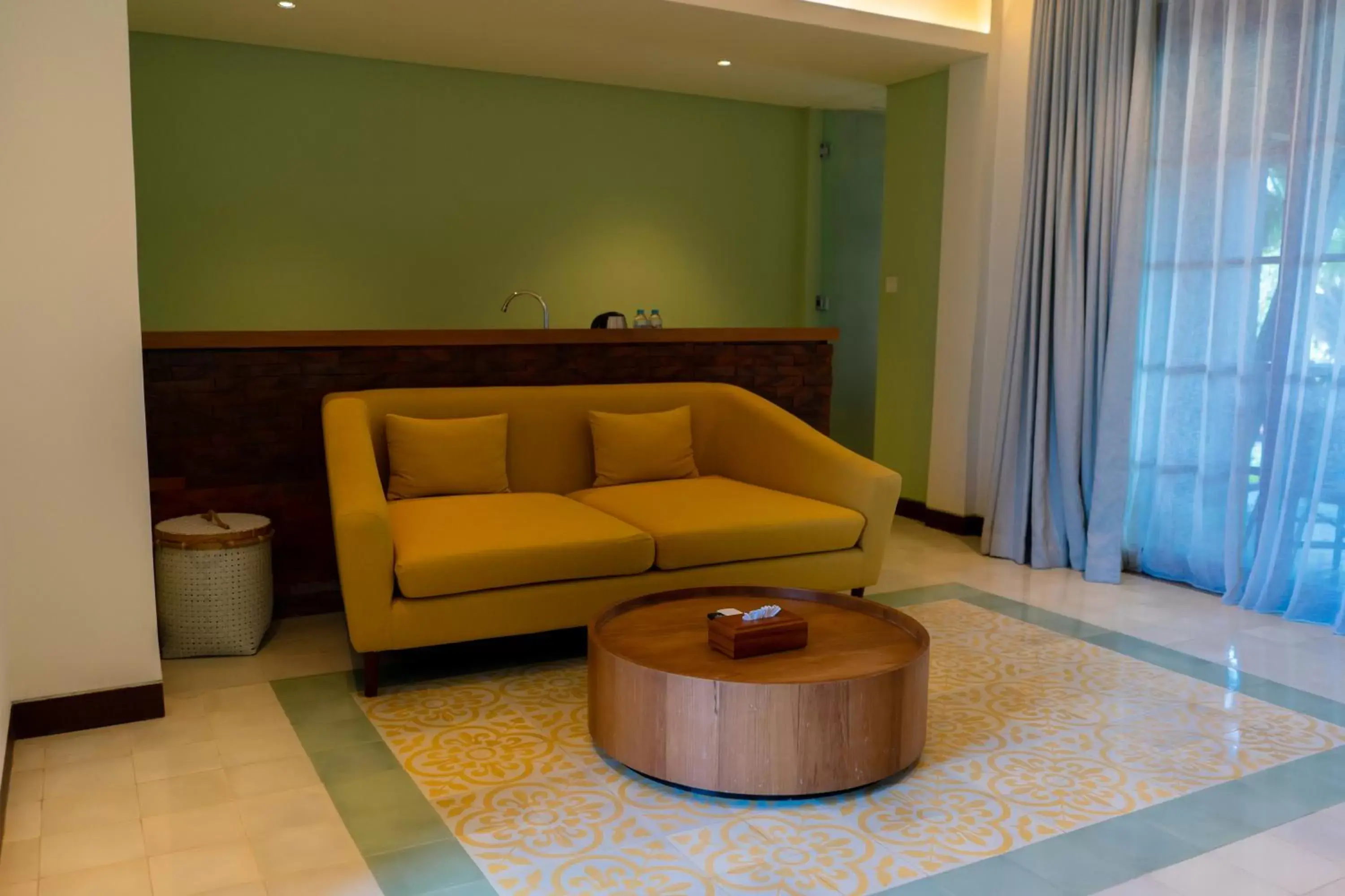 Living room, Seating Area in Fourteen Roses Boutique Hotel, Kuta