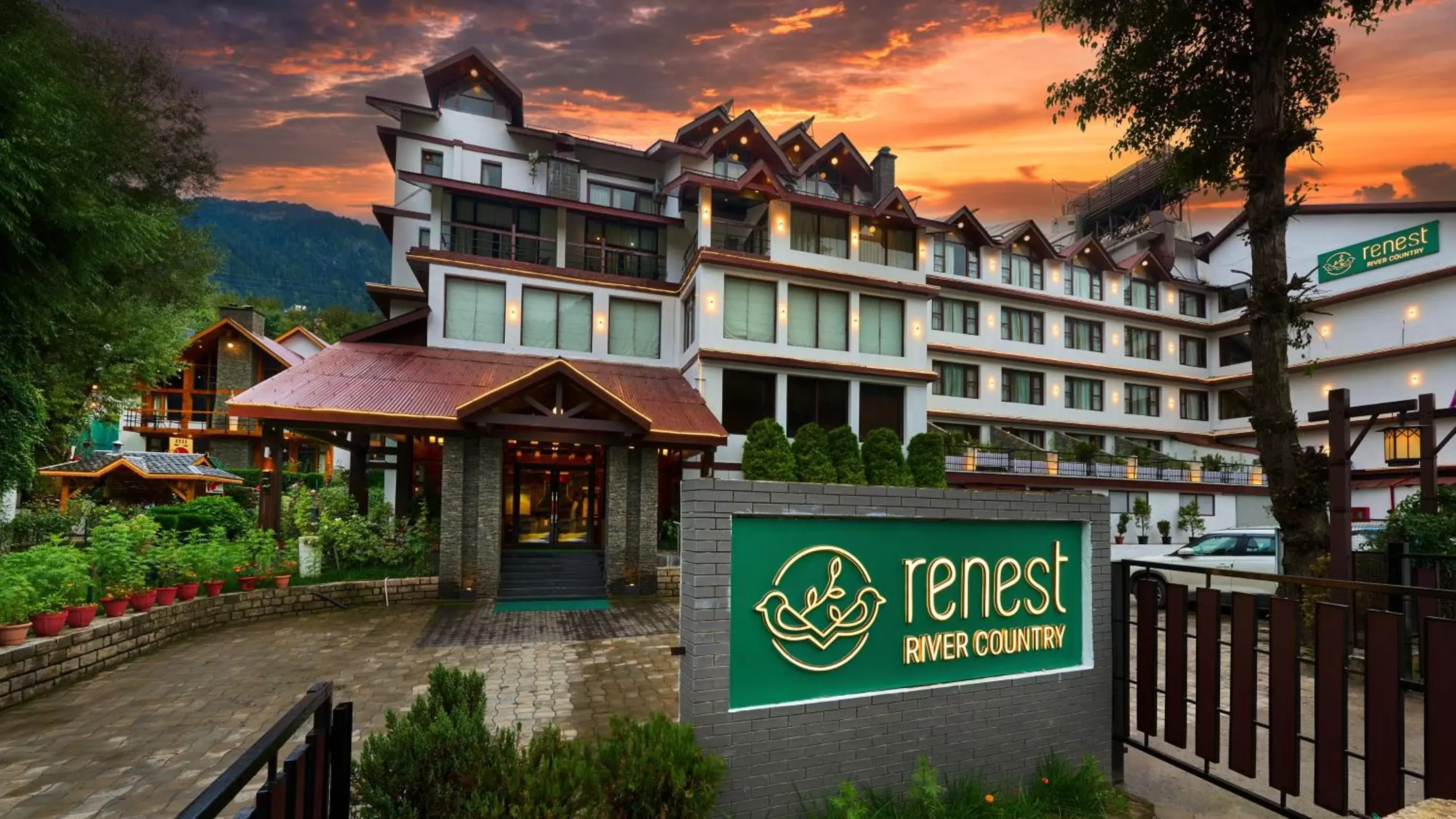 Property Building in Renest River Country Resort Manali