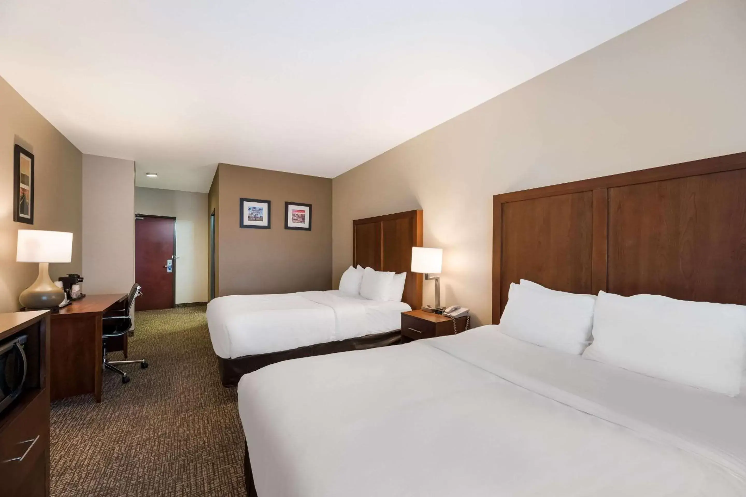 Bedroom, Bed in Comfort Inn & Suites Las Vegas - Nellis