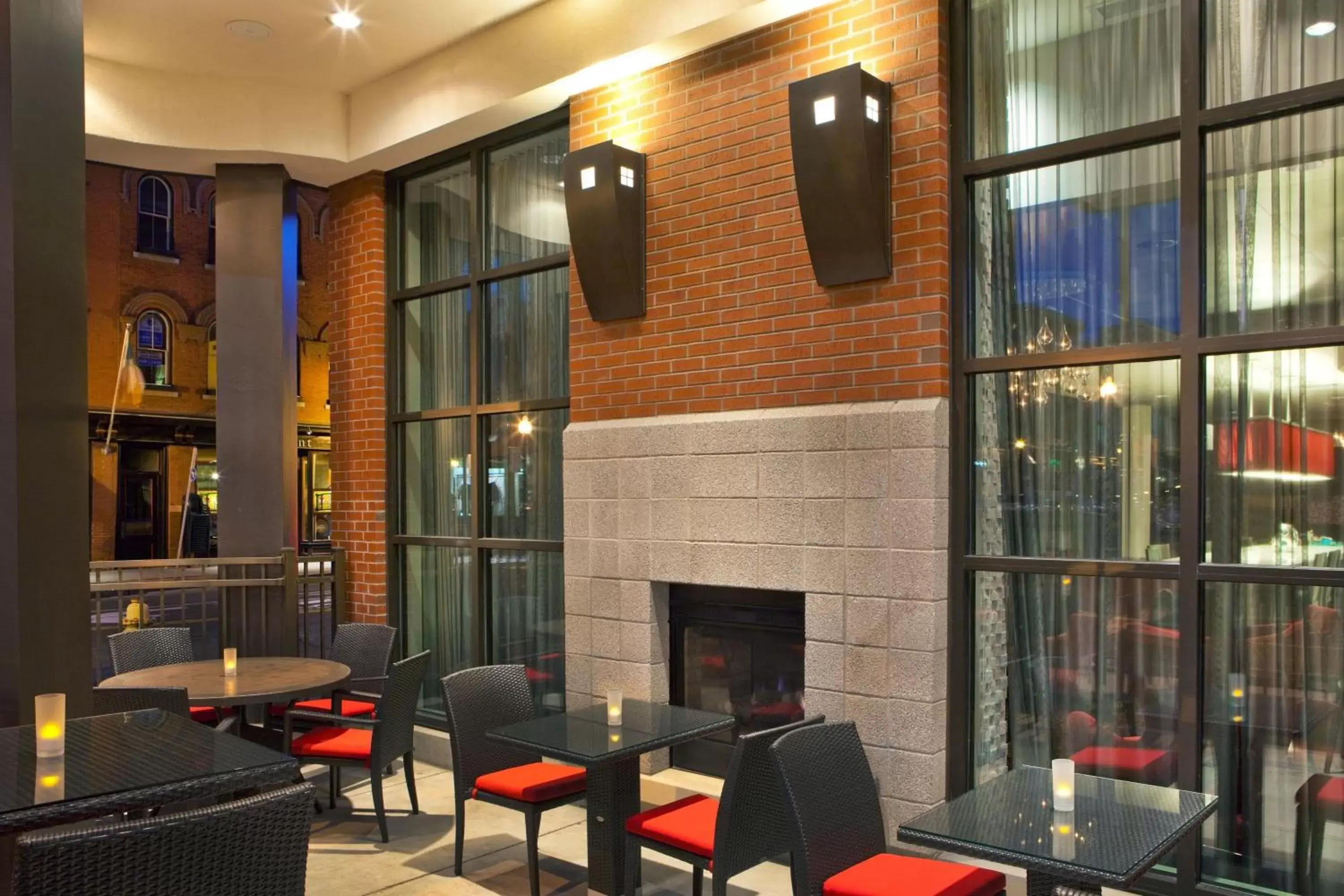 Property building, Lobby/Reception in Residence Inn by Marriott Syracuse Downtown at Armory Square