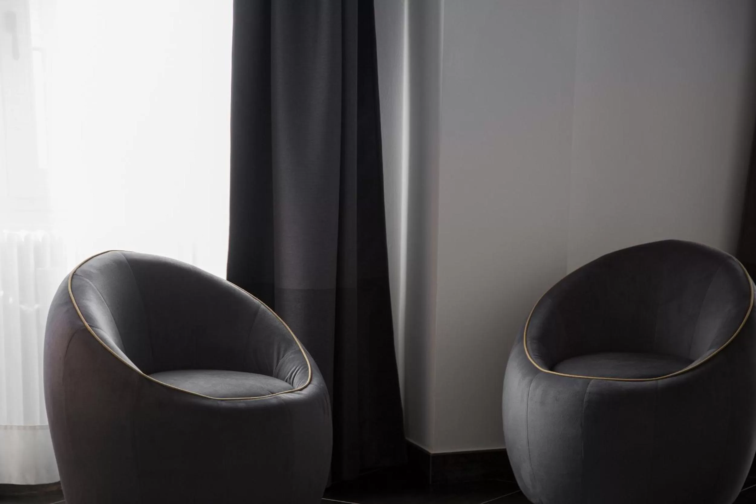 Seating area in Interamnia Boutique Hotel