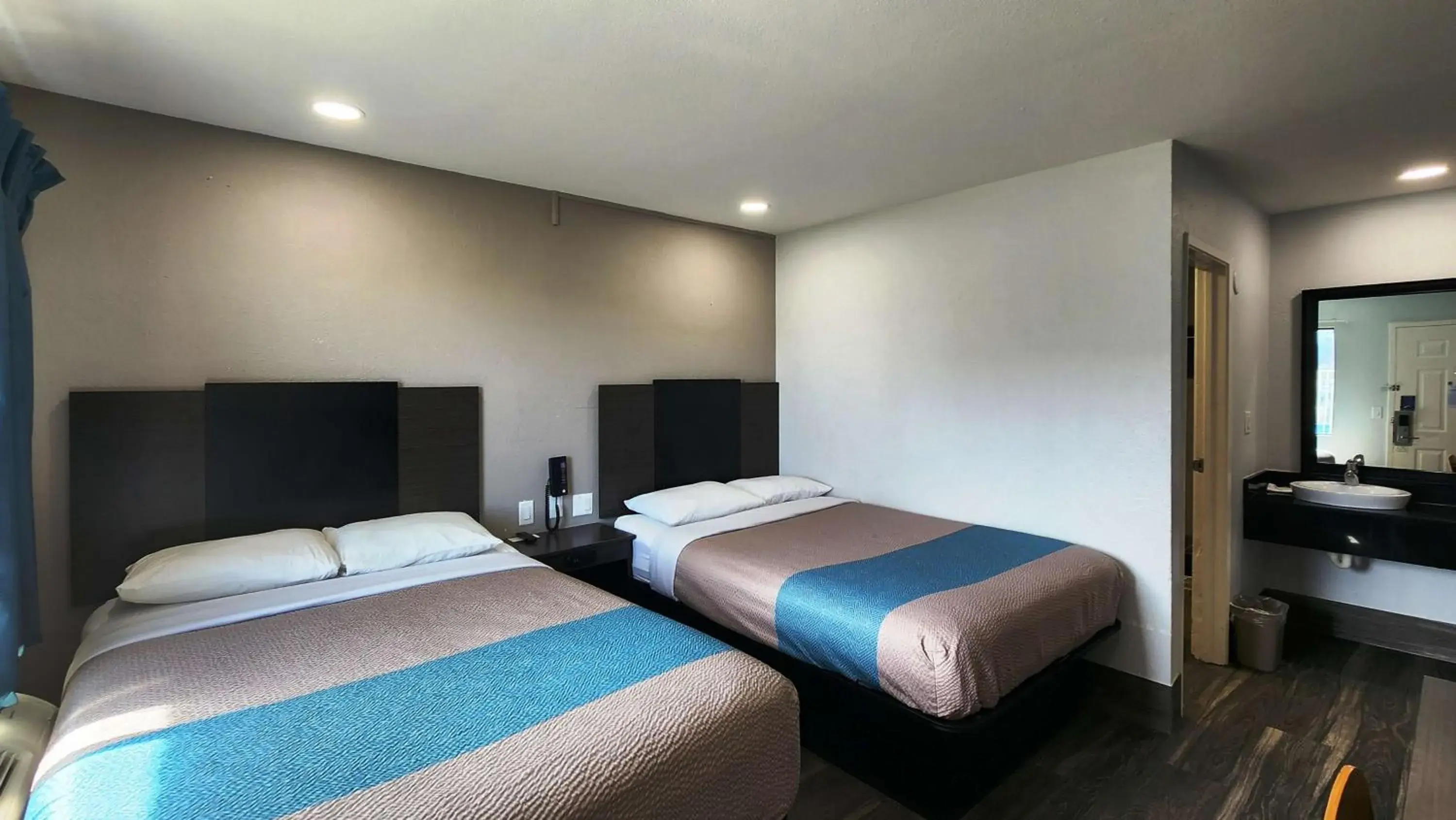 Bed in Motel 6-Galveston, TX Bed in Motel 6-Galveston, TX