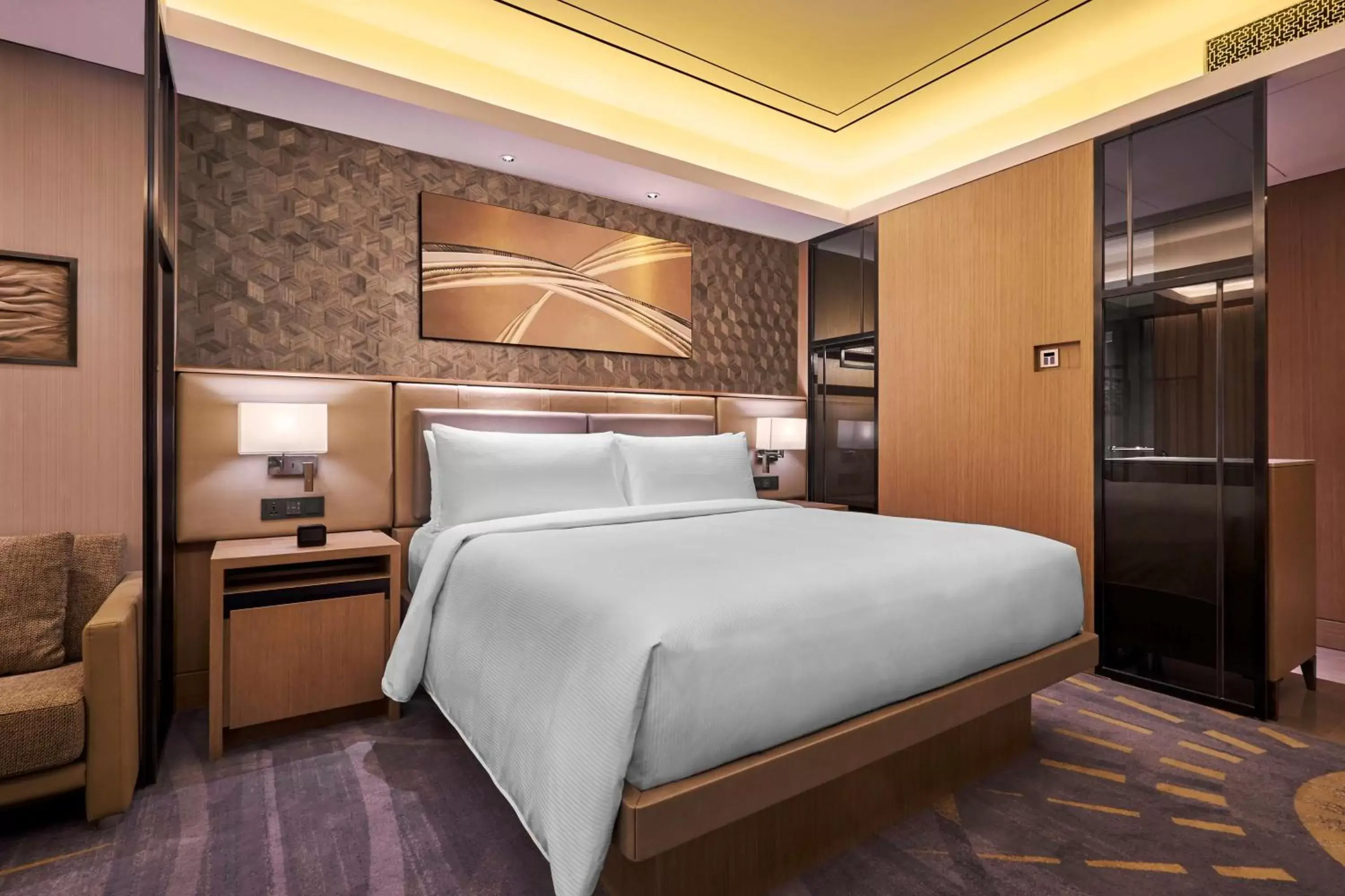 Bed in Hilton Manila
