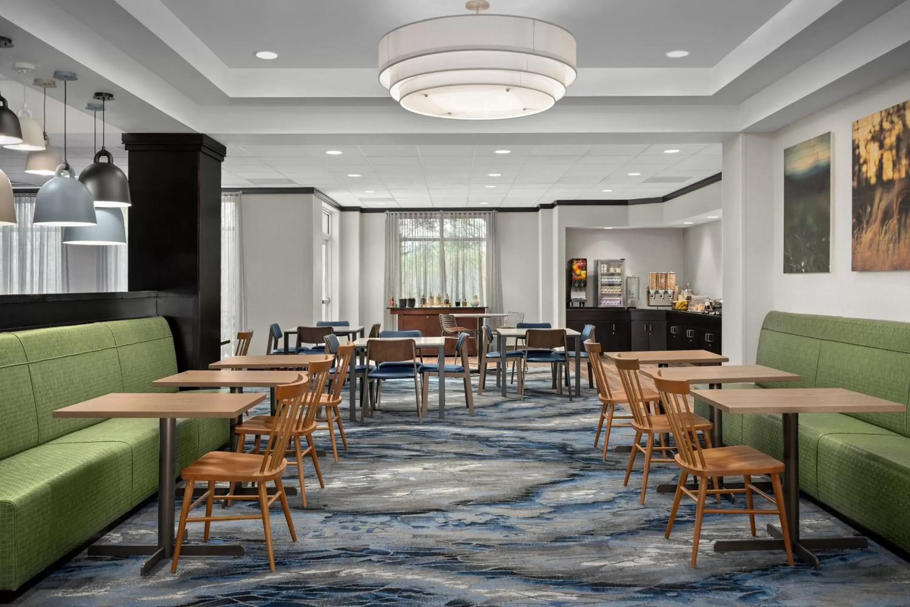 Breakfast, Restaurant/Places to Eat in Fairfield by Marriott Tacoma Puyallup