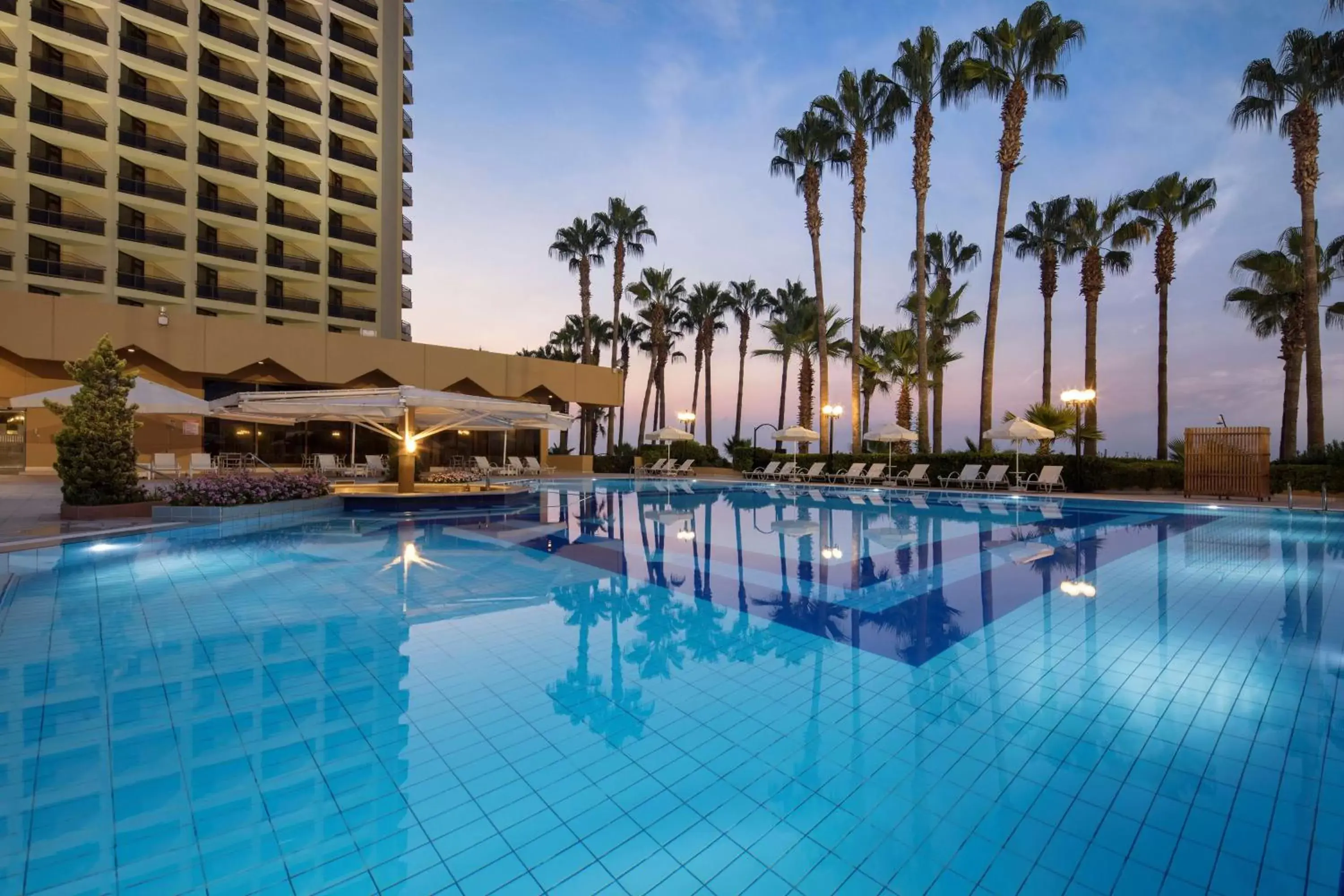 Pool view, Swimming Pool in Mersin HiltonSA