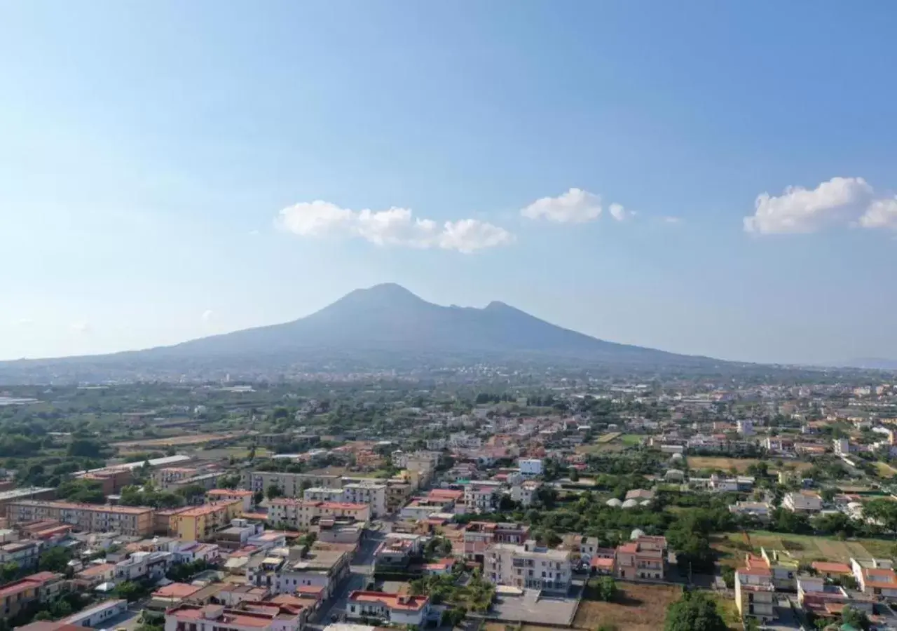 Nearby landmark, Bird's-eye View in Palazzo Archeo