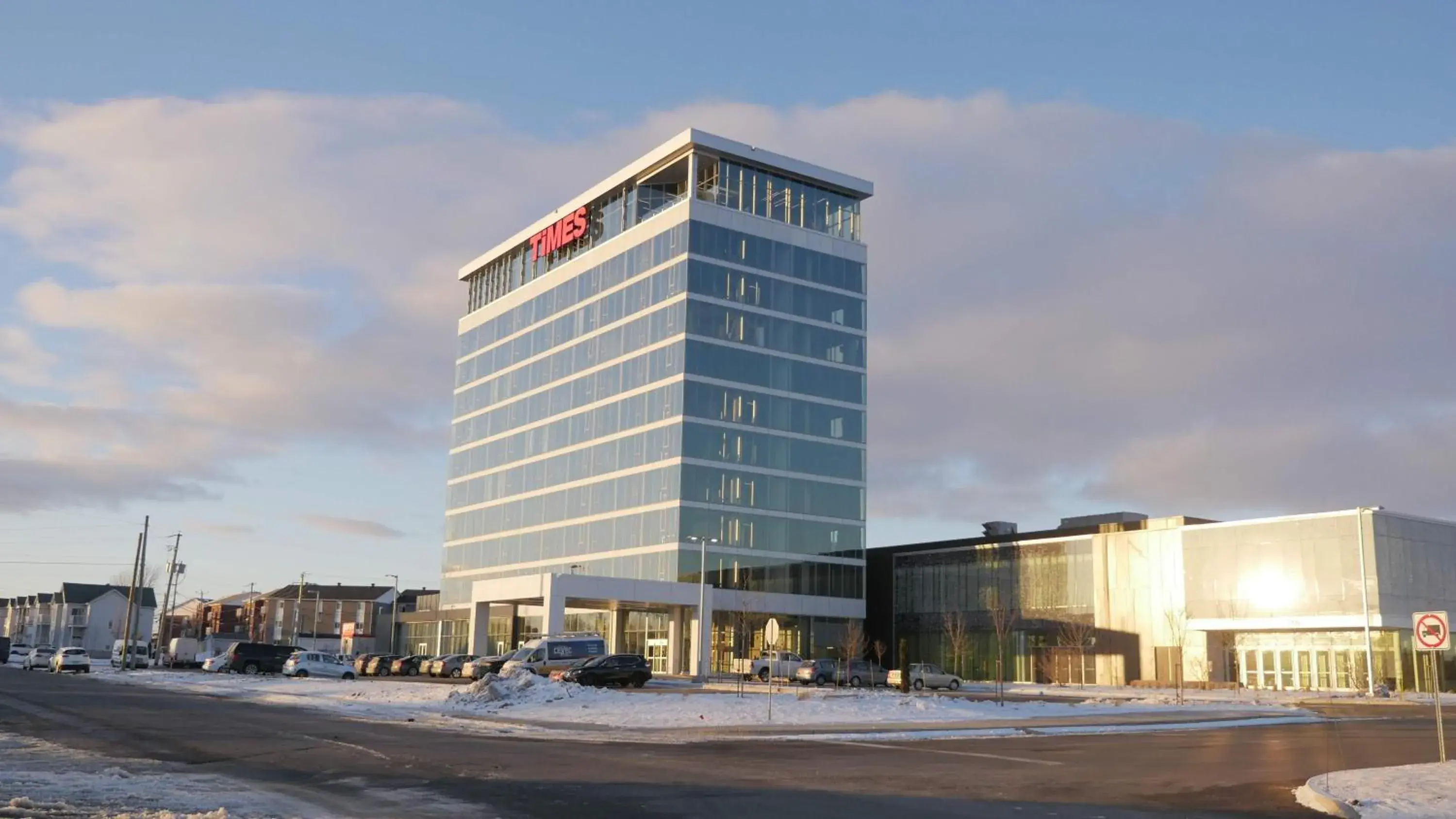 Property Building in Grand Times Hotel Drummondville