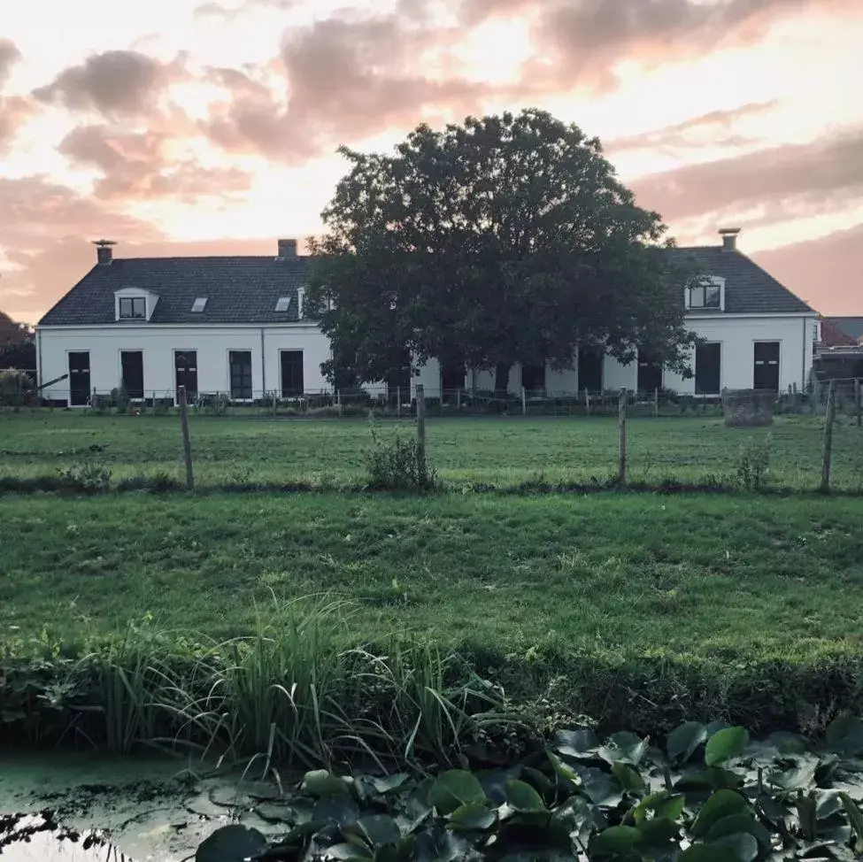 Property Building in Het Weeshuis