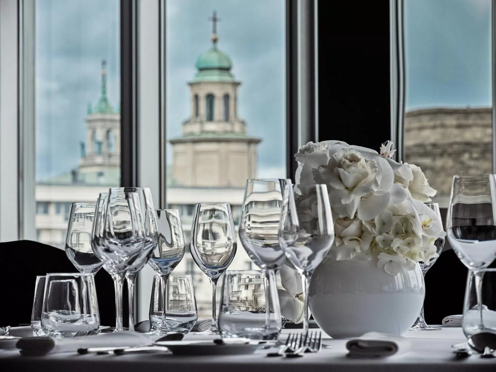 Meeting/conference room in InterContinental Warszawa by IHG