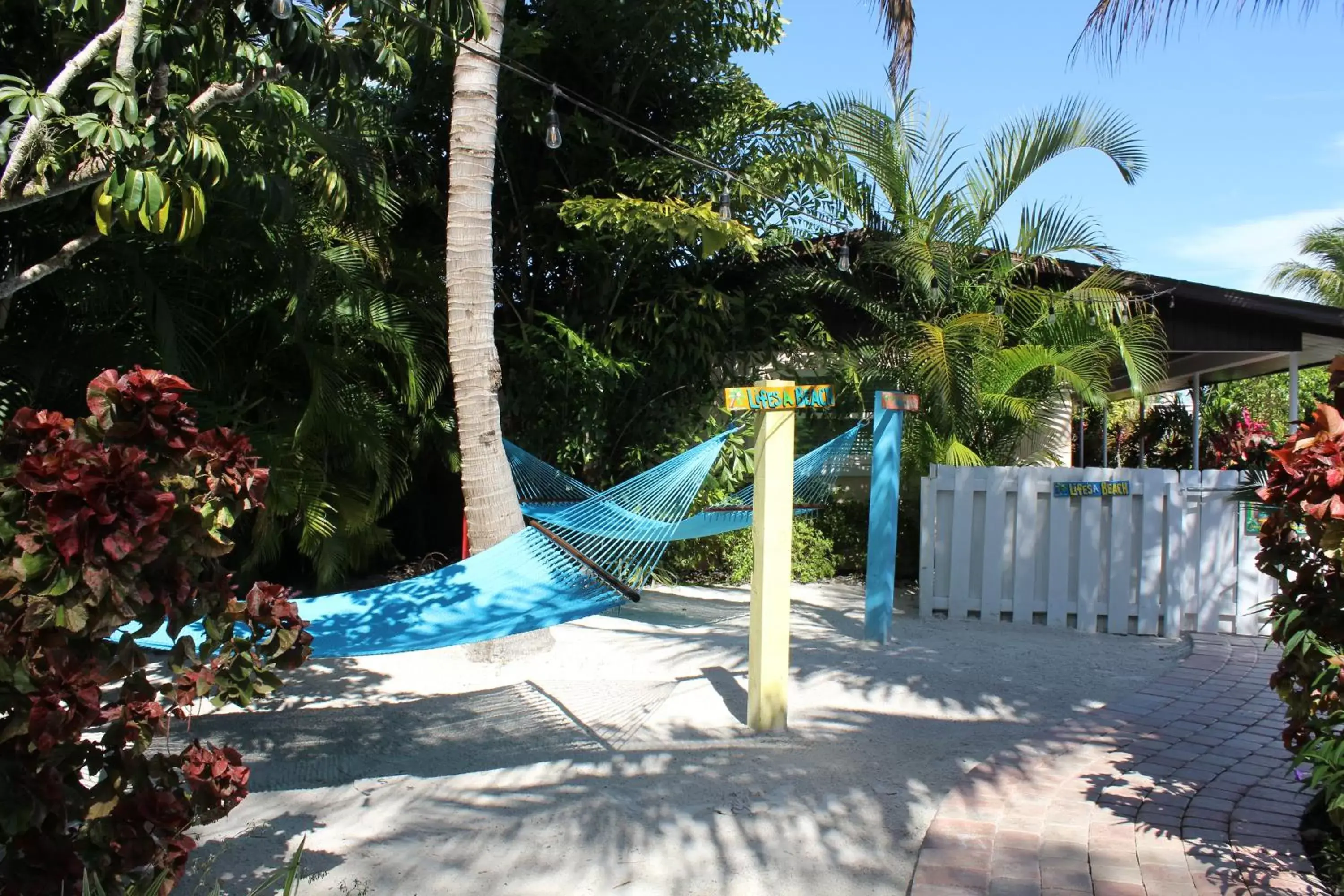 Garden in Siesta Key Palms Resort